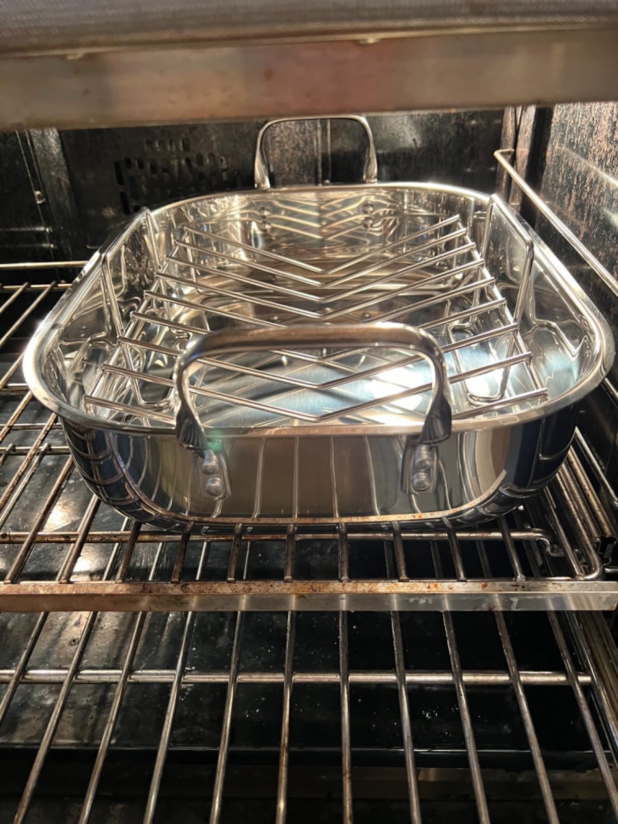 Cooks Standard Stainless Steel Roaster Pan with V-Shaped Rack, Inner 14-Inch x 11-Inch; Edge 15-Inch x 12-Inch; Turkey Roasting Pan Bakeware for Oven, Rectangular - Customer Photo 4