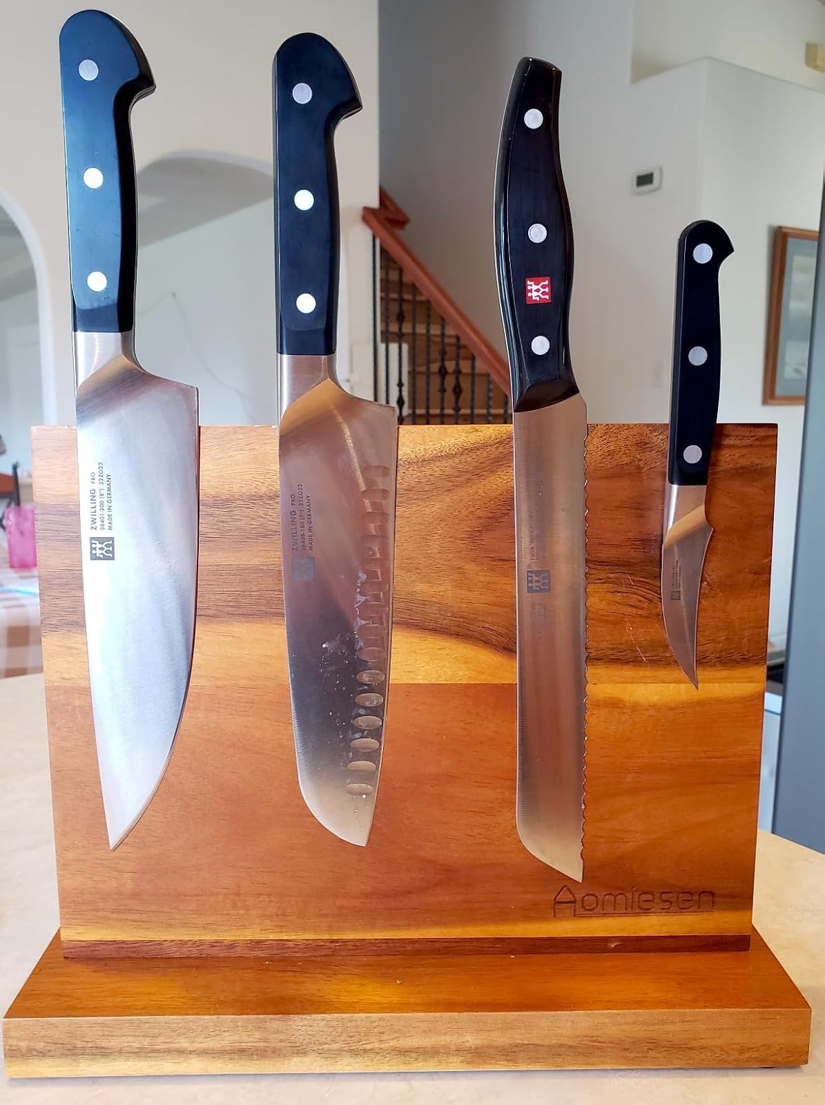 ZWILLING Pro 7-inch Hollow Edge Santoku Knife - Customer Photo 1