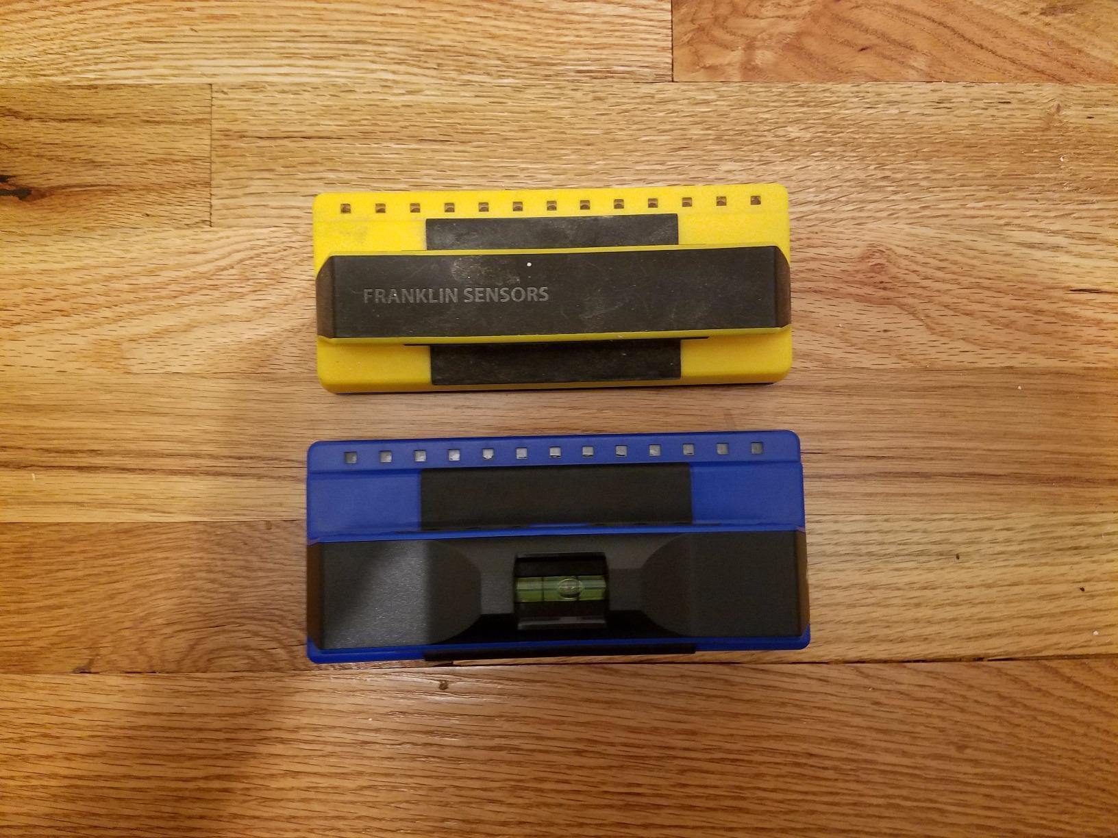 Franklin Sensors ProSensor 710+ Stud Finder with 13-Sensors, Wood & Metal Stud Detector/Wall Scanner, Built-in Bubble Level, Made in The USA customer photo 1
