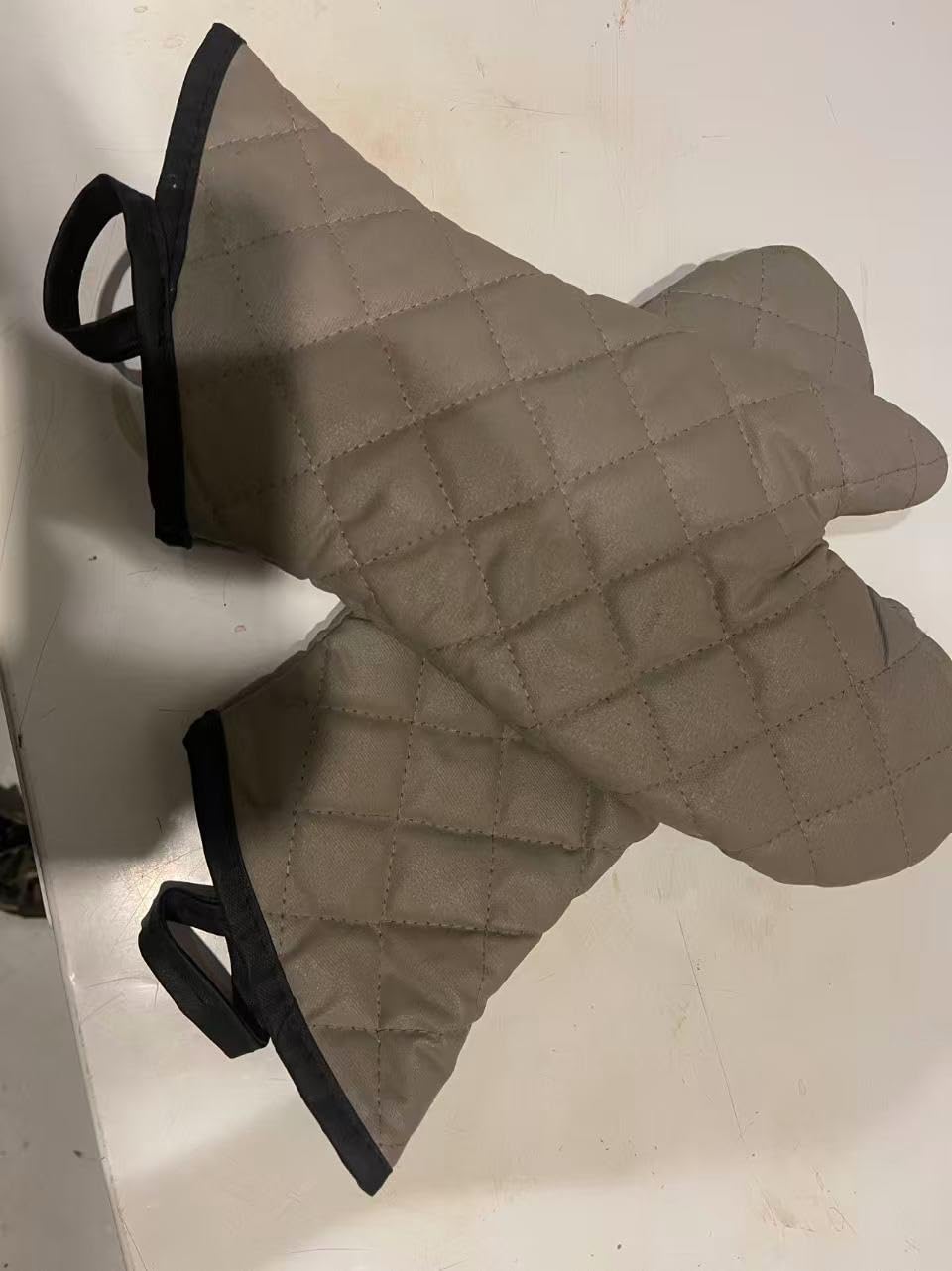 ARCLIBER Oven Mitts 1 Pair of Quilted Terry Cloth Cotton Lining,Extra Long Professional Classic Oven Mitt Heat Resistant Kitchen Oven Gloves,16 Inch - Customer Photo 2