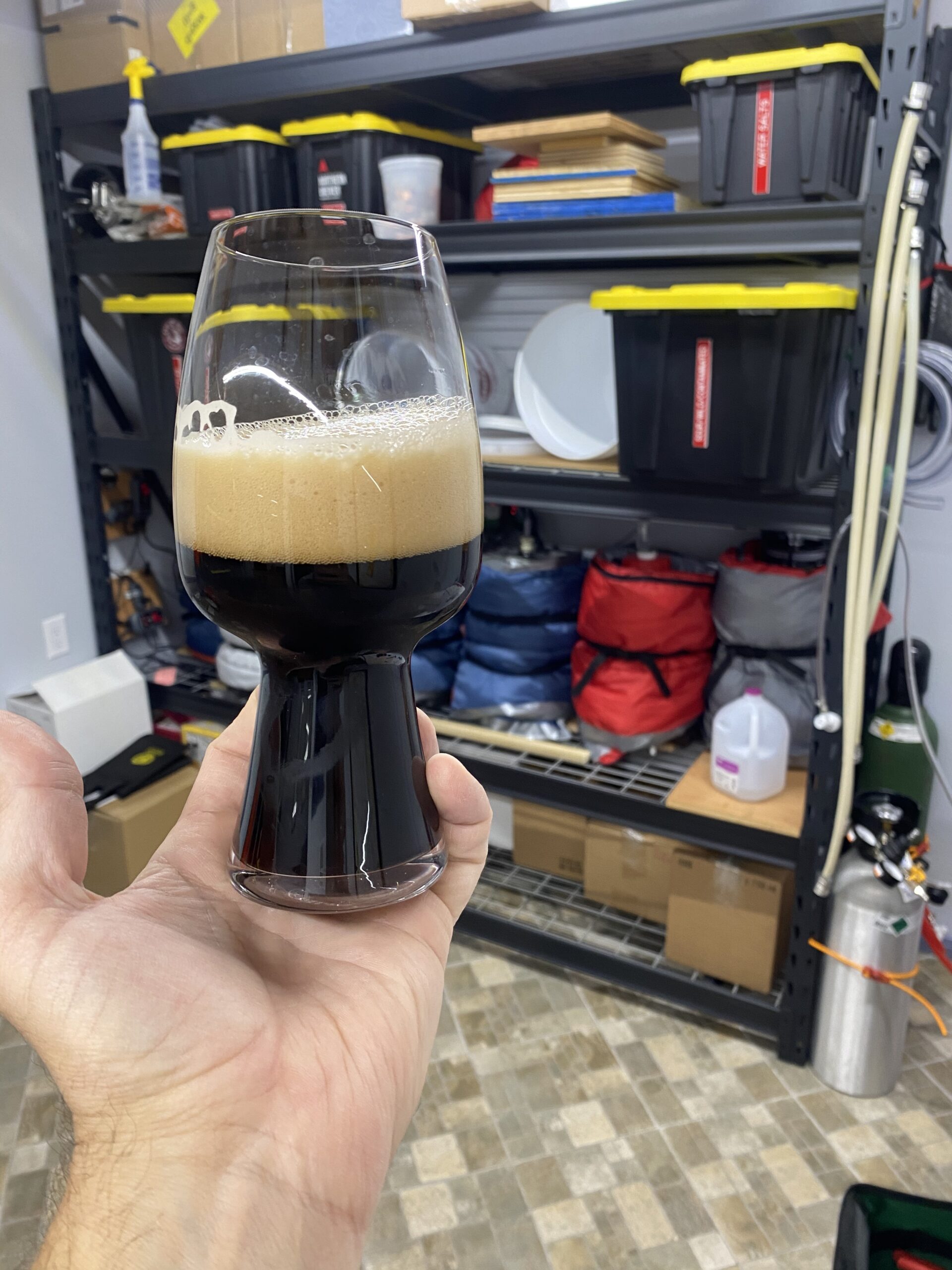 Spiegelau Craft Beer Stout Glass, Set of 1, European-Made Lead-Free Crystal, Modern Beer Glasses, Dishwasher Safe, Professional Quality Beer Pint Glass Gift Set, 21 oz Customer Review Spiegelau Craft Beer Stout Glass, Set of 1, European-Made Lead-Free Crystal, Modern Beer Glasses, Dishwasher Safe, Professional Quality Beer Pint Glass Gift Set, 21 oz - Customer Photo 5