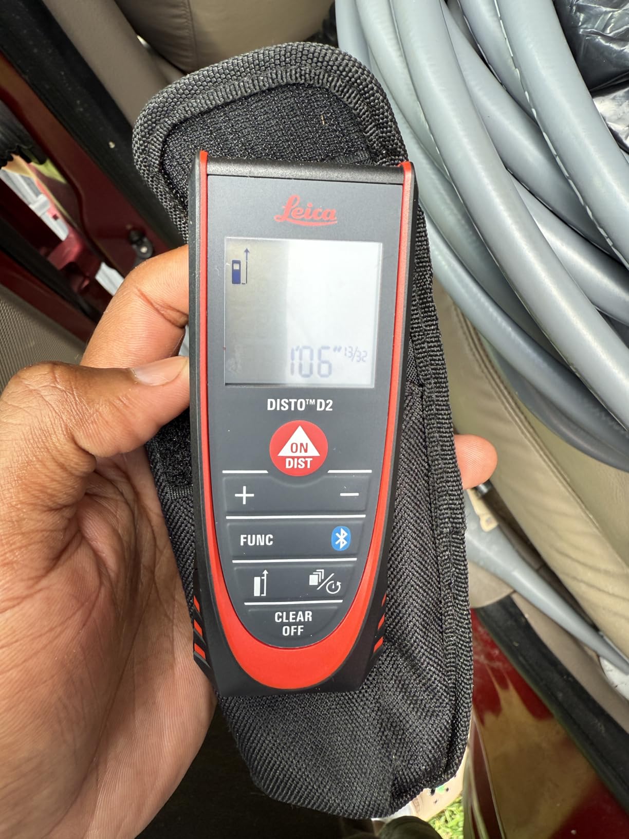 Leica Geosystems DISTO D2 New 330ft Laser Distance Measure with Bluetooth 4.0, Black/Red, 1.7 x 1 x 4.6 inches customer photo 2