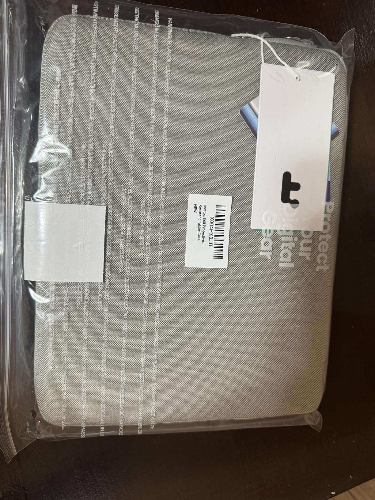 tomtoc 360° Protective Laptop Sleeve for 14-inch MacBook Pro M5/M4/M3/M2/M1 Pro/Max A3434 A3112 A3401 A3185 A2992 A2918 2025-2021, Water-Resistant Case Bag with Accessory Pocket for 13.8Surface Laptop Customer Review tomtoc 360° Protective Laptop Sleeve for 14-inch MacBook Pro M5/M4/M3/M2/M1 Pro/Max A3434 A3112 A3401 A3185 A2992 A2918 2025-2021, Water-Resistant Case Bag with Accessory Pocket for 13.8Surface Laptop - Customer Photo 1