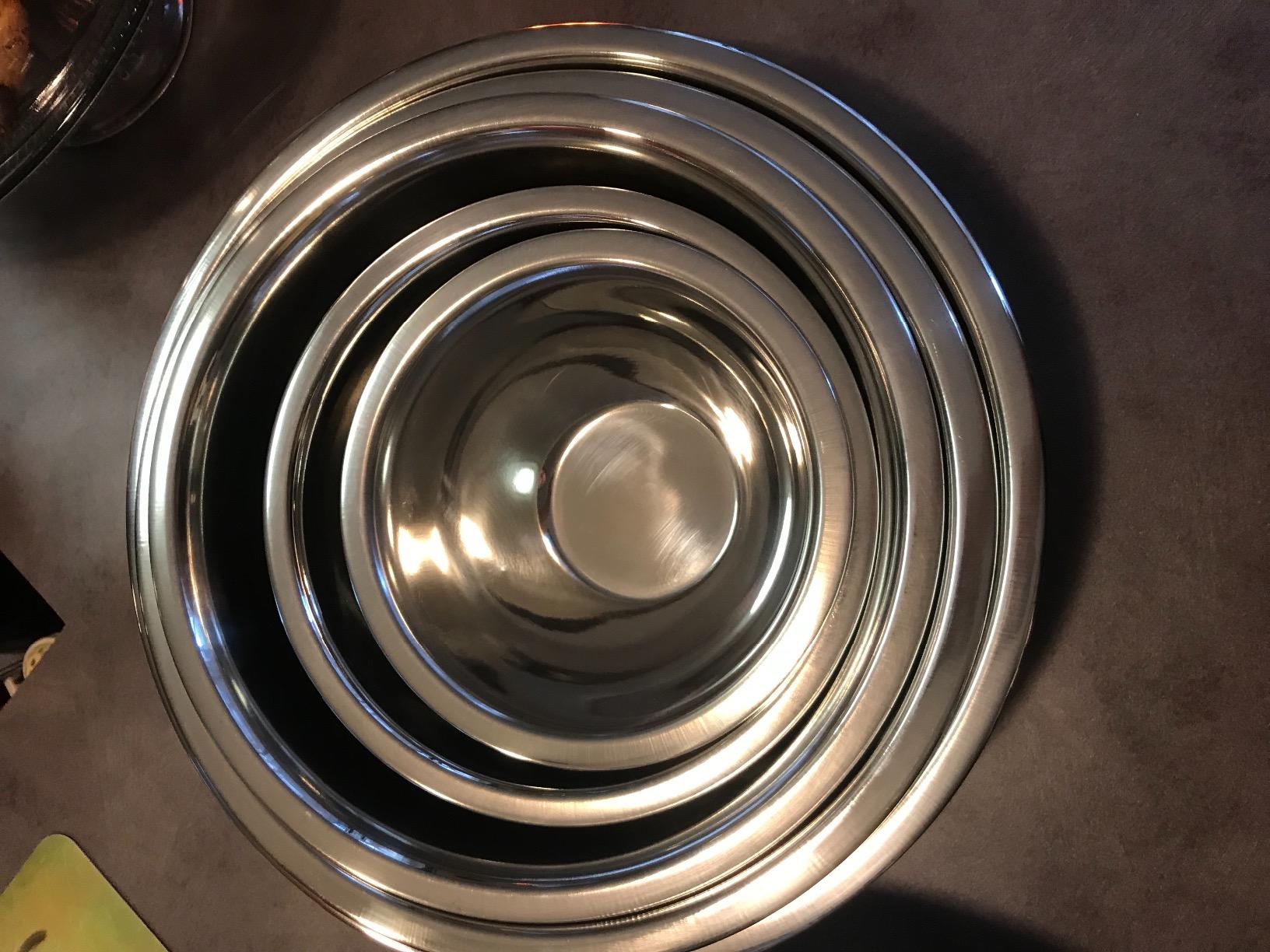 FineDine Stainless Steel Mixing Bowls Set, Dishwasher Safe, 6 Piece Metal Mixing Bowls For Kitchen, Nesting, Large, Small, Big Food Prep, Cooking, Baking - Customer Photo 2