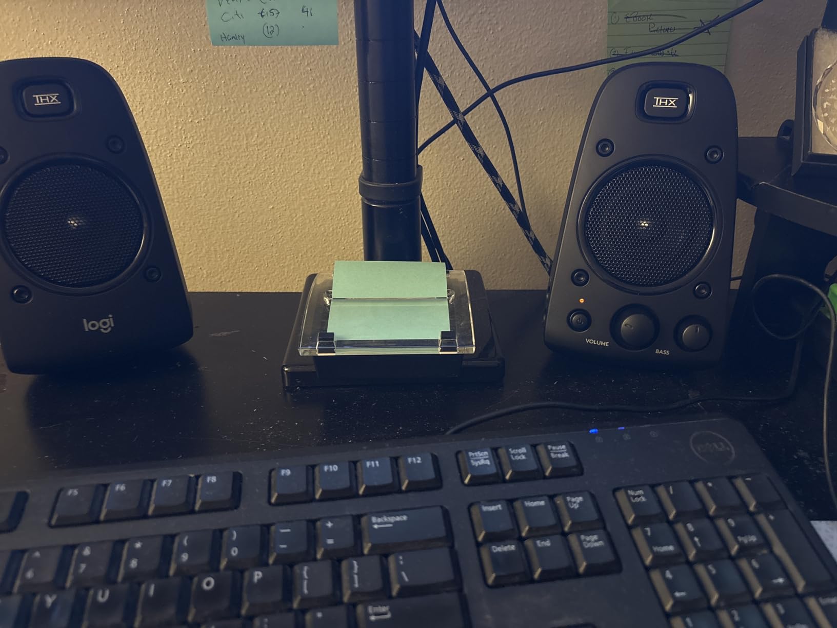 Logitech Z625 Powerful THX Certified 2.1 Speaker System with Optical Input - Customer Photo 1