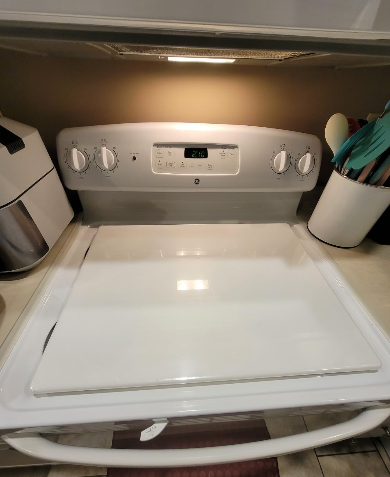 Commercial Grade White Cutting Board - 24 x 18 x 0.5 Inch Extra Large, Superior HDPP Plastic is NSF Approved for Food Service and Kitchens Customer Review Commercial Grade White Cutting Board - 24 x 18 x 0.5 Inch Extra Large, Superior HDPP Plastic is NSF Approved for Food Service and Kitchens - Customer Photo 2