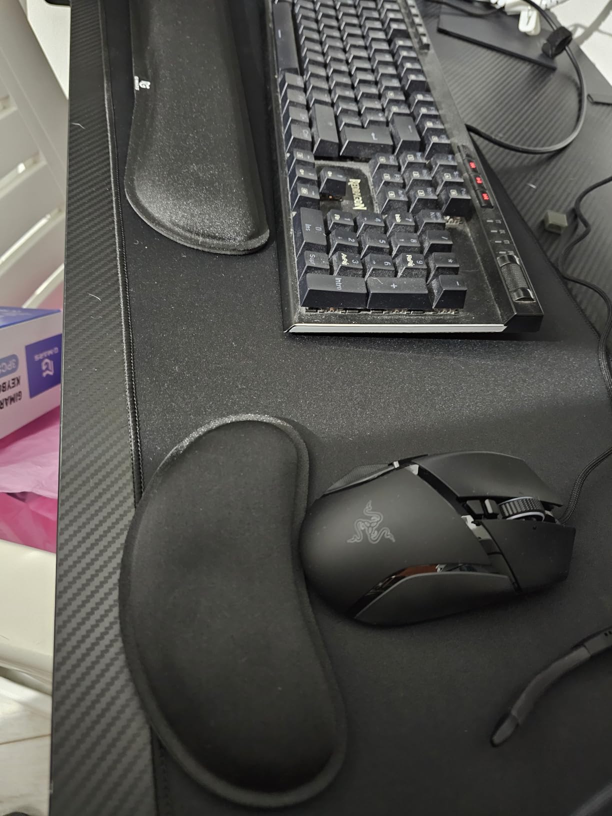 Gimars Upgrade Enlarge Silky and Superfine Fabric Gel Memory Foam Keyboard Wrist Rest Set, Ergonomic Keyboard Mouse Wrist Support for Typing Pain Relief, Comfort for Office, Gaming, Computer, Black - Customer Photo 2