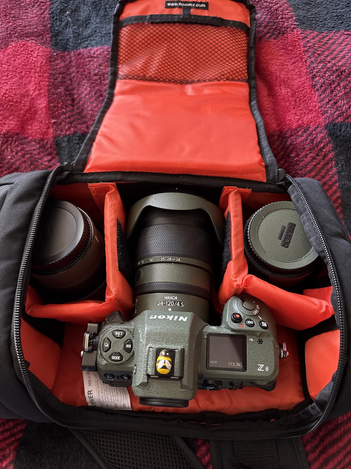 Neewer Professional Camera Case Sling Backpack for Nikon Canon Sony and Other DSLR Cameras and Lens,Tripod,Other Accessories,Durable Waterproof and Tear Proof Bag with Padded Dividers(Orange Interior) - Customer Photo 1