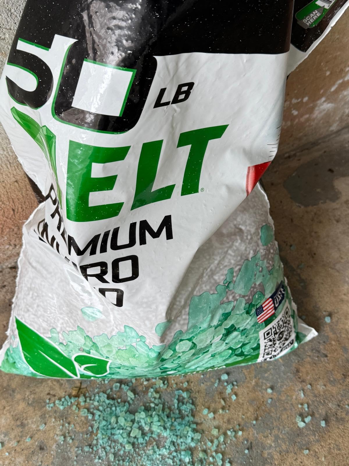 Snow Joe Premium Enviro Blend Ice Melt, Green-Coated Deicer Crystals, 50 lb - Safer Melter for Vegetation, Concrete & Metals w/ Anti-Corrosion Calcium Magnesium Acetate Customer Review Snow Joe Premium Enviro Blend Ice Melt, Green-Coated Deicer Crystals, 50 lb - Safer Melter for Vegetation, Concrete & Metals w/ Anti-Corrosion Calcium Magnesium Acetate - Customer Photo 2