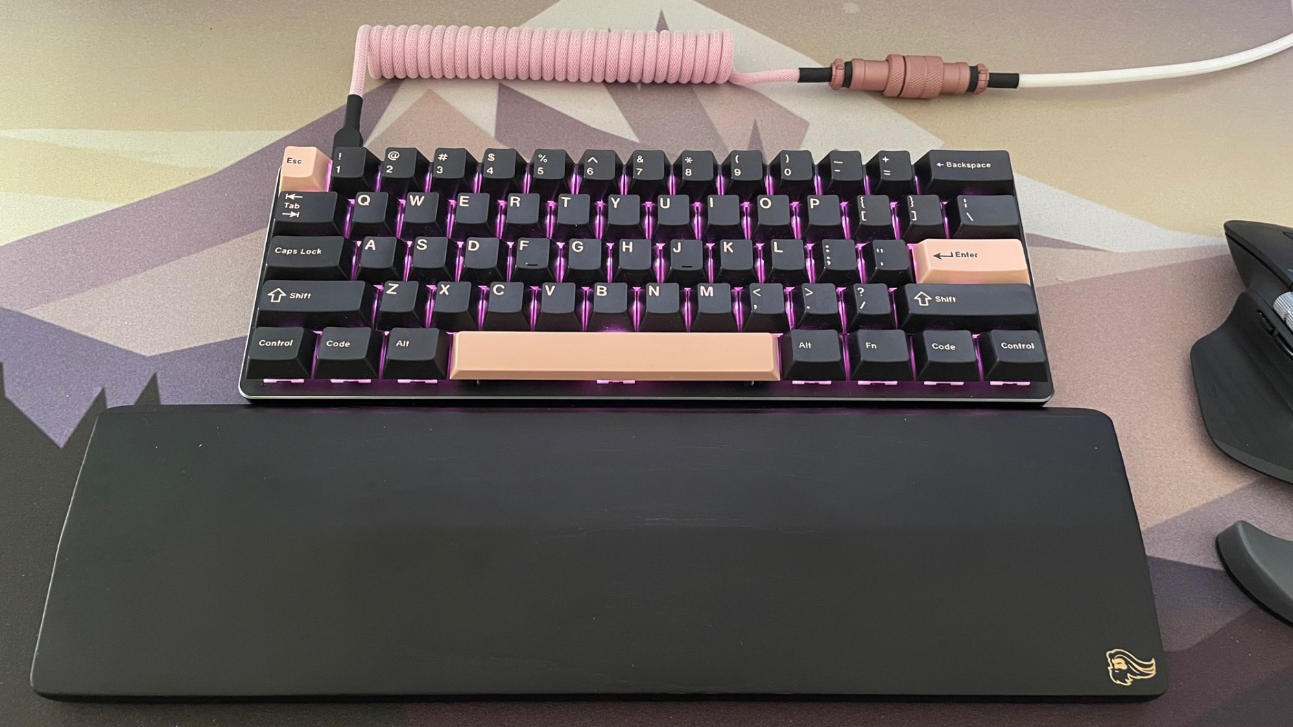 Glorious Wooden Wrist Rest - TENKEYLESS (TKL) - Onyx/Black - Mechanical Keyboards Wood Ergonomic Palm Rest| 14x4 inches/19mm Thick (GV-87-DARK) - Customer Photo 2