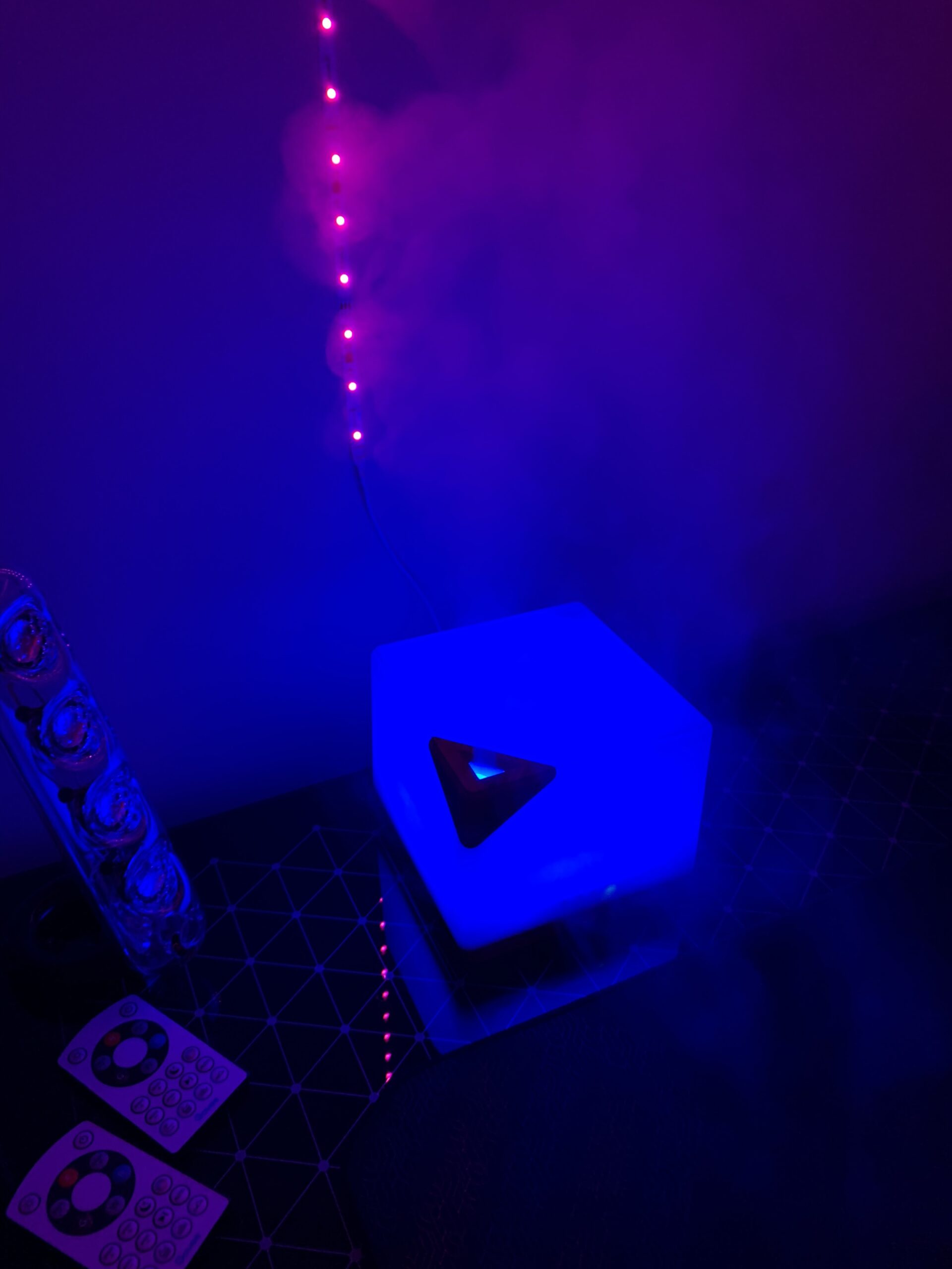 ASAKUKI 700 ml Premium Essential Oil Diffuser, 5 in 1 Ultrasonic Aromatherapy Fragrant Oil Vaporizer Humidifier, Timer and Auto-Off Safety Switch, 7 LED Light Colors, Valentine's Day Gift Customer Review ASAKUKI 700 ml Premium Essential Oil Diffuser, 5 in 1 Ultrasonic Aromatherapy Fragrant Oil Vaporizer Humidifier, Timer and Auto-Off Safety Switch, 7 LED Light Colors, Valentine's Day Gift - Customer Photo 1