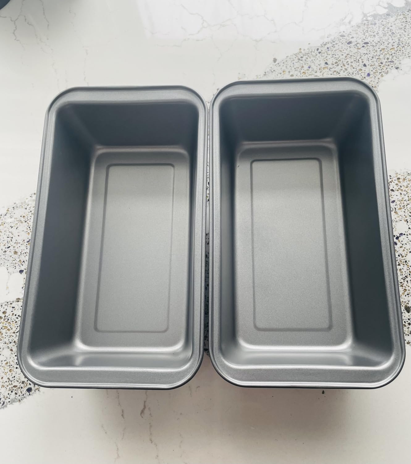 Amazon Basics Rectangular Nonstick Bread Loaf Pan for Baking Meatloaf with Even Heat Distribution, 9.5 x 5 Inch, Gray, Set of 2 - Customer Photo 1