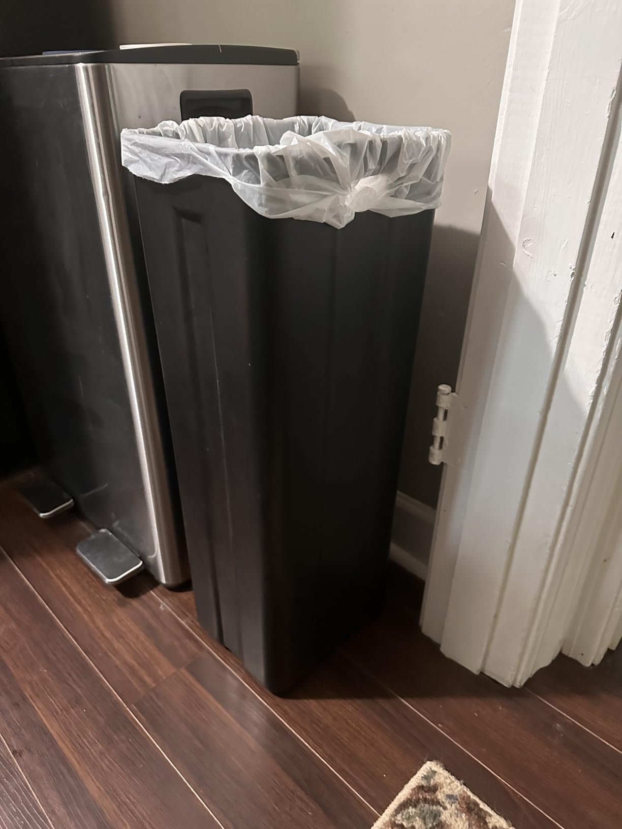 Hippo Sak - Plant Based Tall Kitchen Garbage Bags with Ergonomic Handles - 13 Gallon Trash Bags - Recyclable & Eco Friendly - Super Strong and Leak Proof (90 Count) - Customer Photo 2