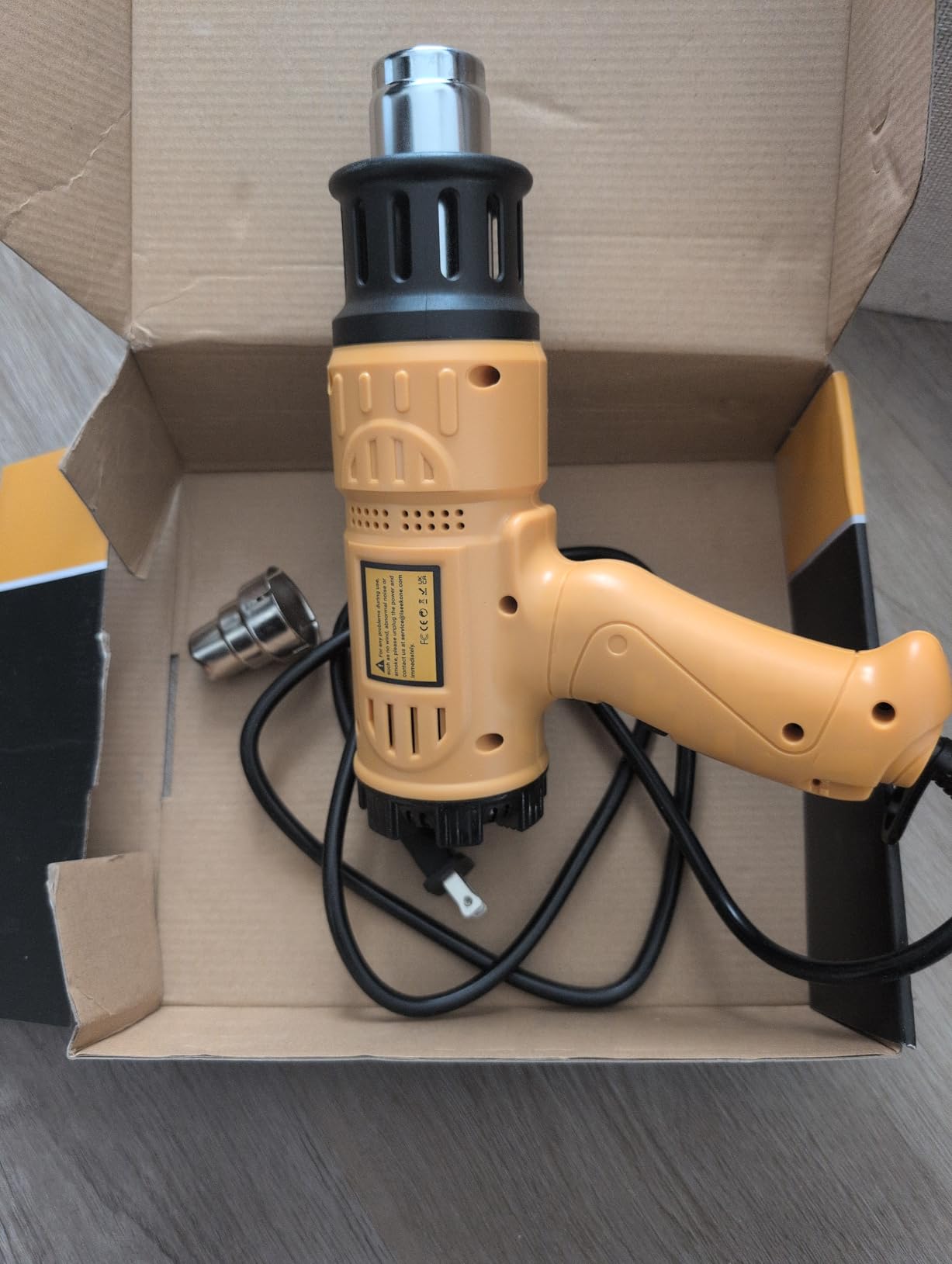 SEEKONE Heat Gun 1800W 122℉-1202℉ Fast Heating Heavy Duty Hot Air Gun Kit Variable Temperature Control with 4 Nozzles customer photo 1