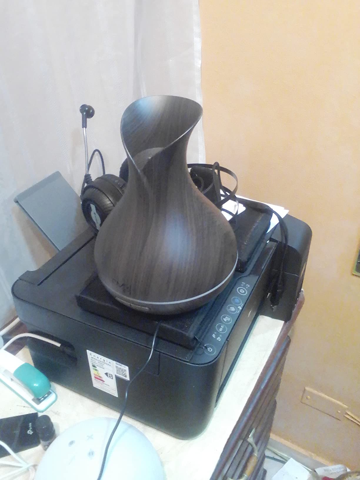 Smart WiFi Wireless Essential Oil Aromatherapy 400ml Ultrasonic Diffuser & Humidifier with Alexa & Google Home Phone App & Voice Control - LED & Timer Settings Dark Brown Customer Review Smart WiFi Wireless Essential Oil Aromatherapy 400ml Ultrasonic Diffuser & Humidifier with Alexa & Google Home Phone App & Voice Control - LED & Timer Settings Dark Brown - Customer Photo 2
