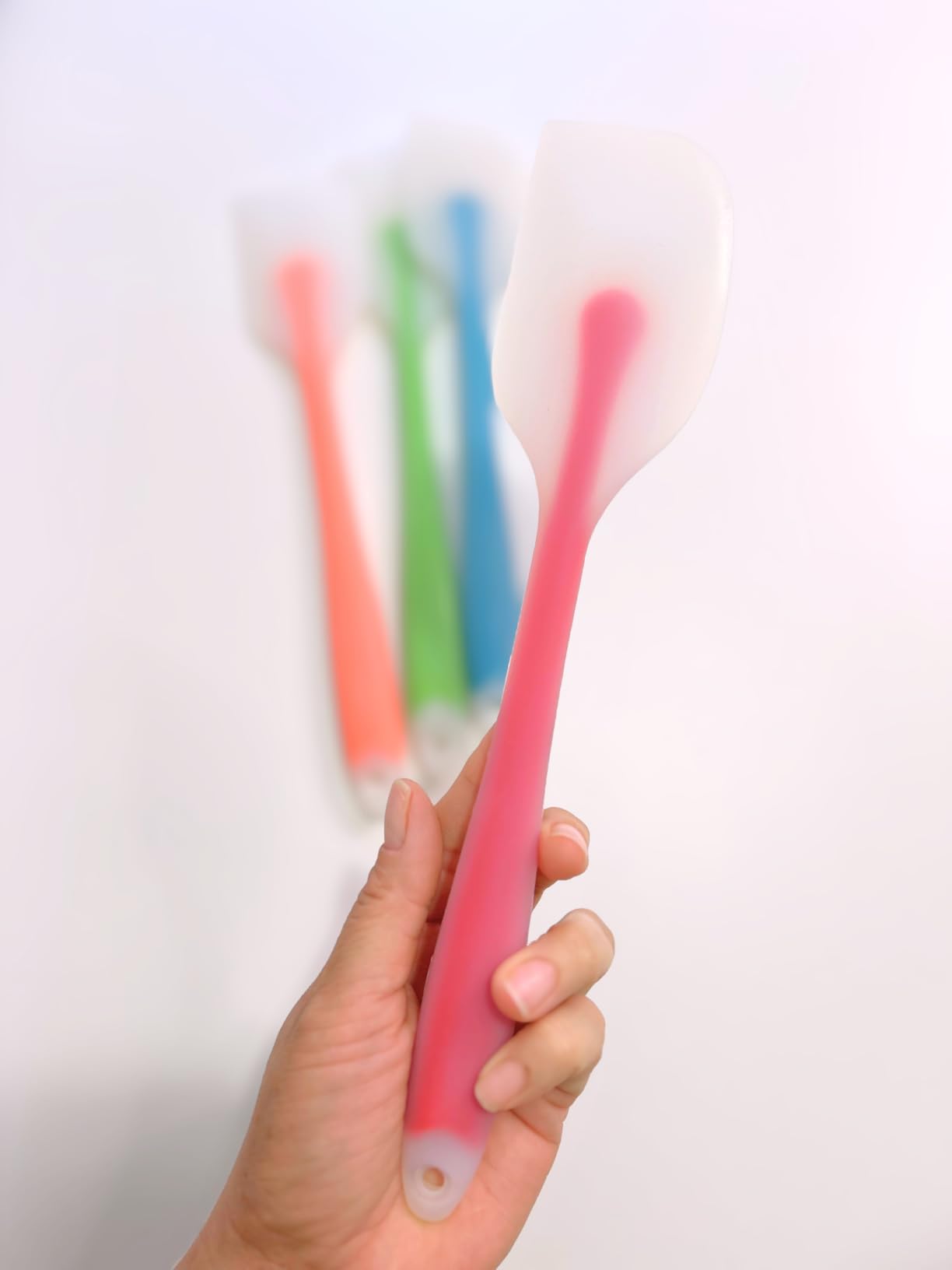 Silicone Spatula Set of 4 - Heat Resistant Flexible Spatula 450F with Stainless Steel Core - Food Grade Premium Good Grip Kitchen Utensils - Seamless, Heavy Duty, BPA Free, Dishwasher Safe - Customer Photo 2