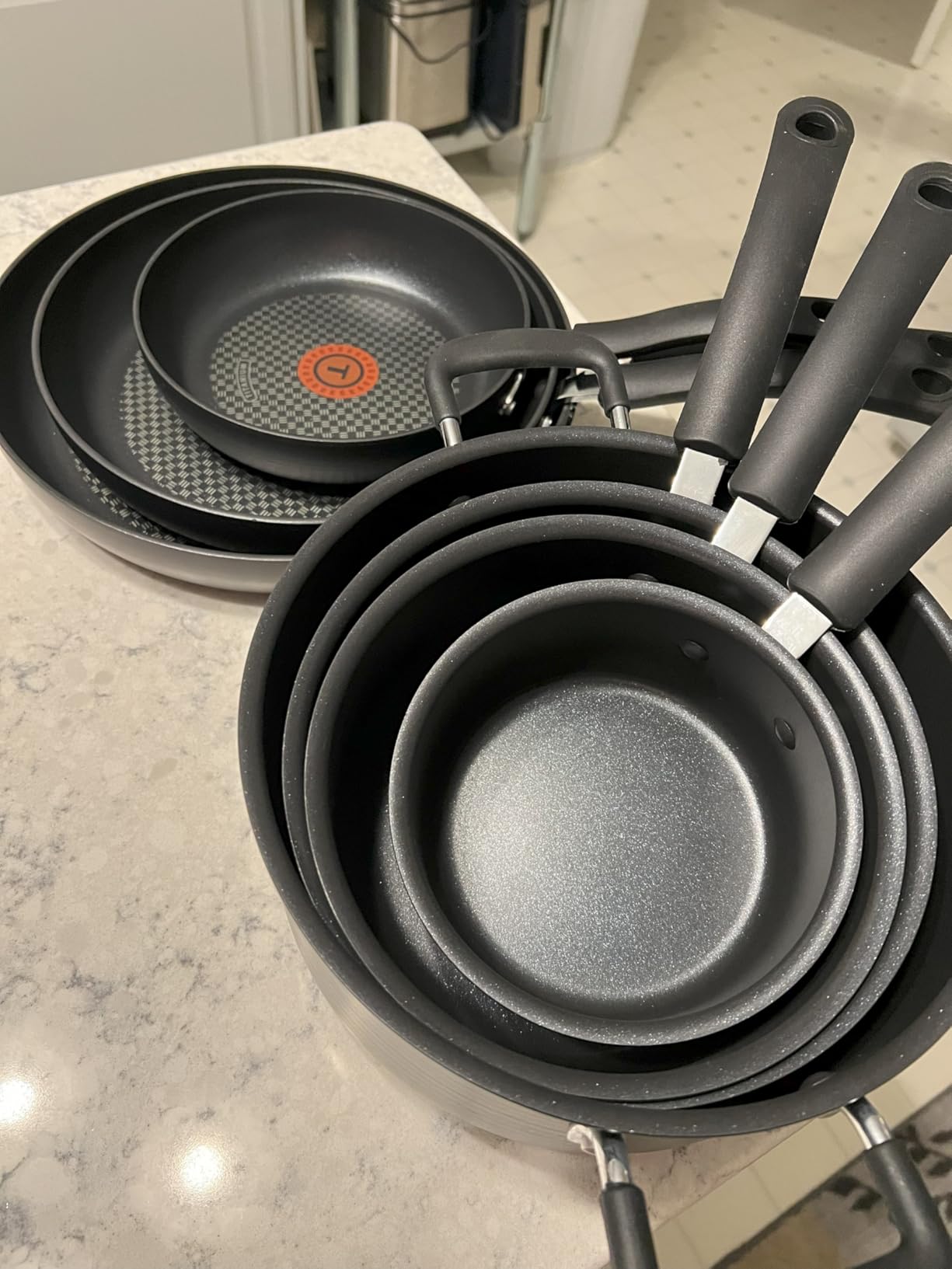 T-fal Ultimate Hard Anodized Nonstick Fry Pan Set 2 Piece, 10, 12 Inch, Oven Broiler Safe 400F, Cookware, Pots and Pans Set Non Stick, Kitchen Frying Pans, Cooking Skillets, Dishwasher Safe, Grey Customer Review T-fal Ultimate Hard Anodized Nonstick Fry Pan Set 2 Piece, 10, 12 Inch, Oven Broiler Safe 400F, Cookware, Pots and Pans Set Non Stick, Kitchen Frying Pans, Cooking Skillets, Dishwasher Safe, Grey - Customer Photo 5