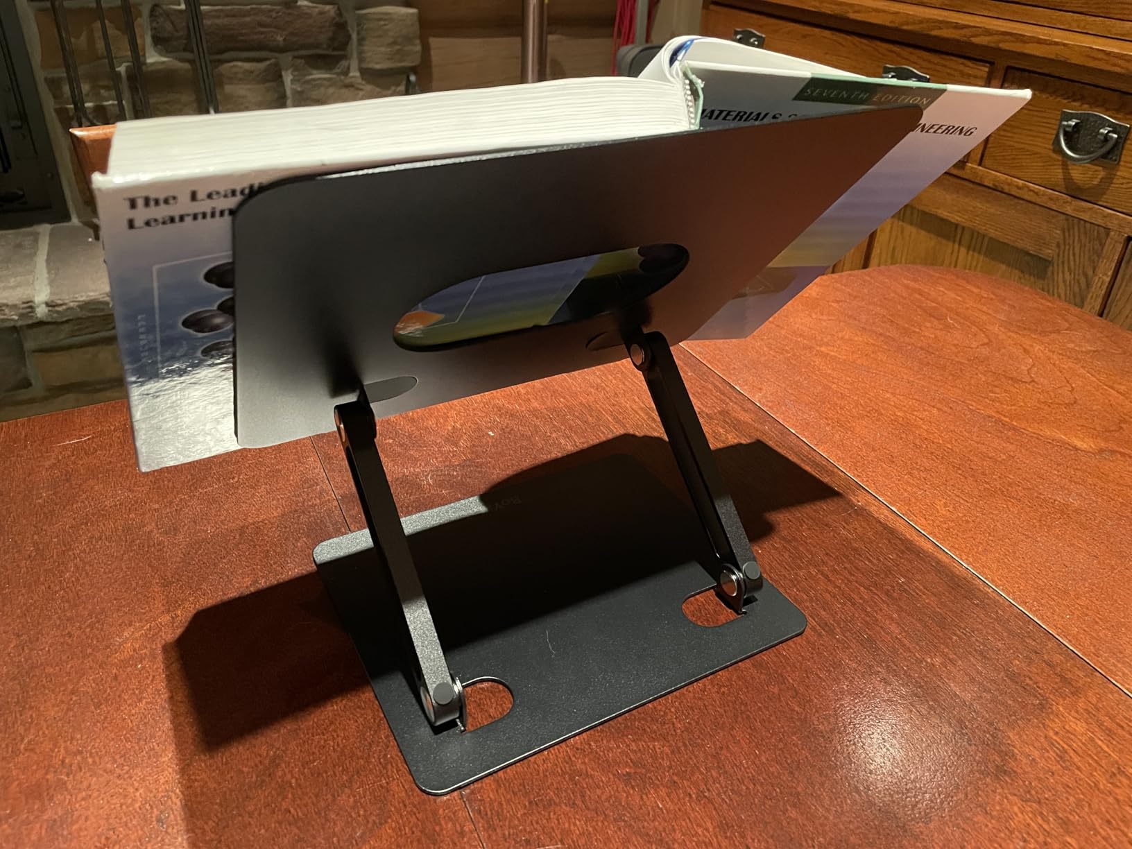 BoYata Laptop Stand, Adjustable Multi-Angle Laptop Holder, Compatible for Laptops up to 17 inches, Sturdy Aluminum & Silicone, Silver - Customer Photo 2