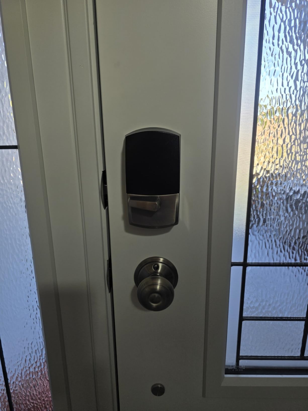 Schlage Encode Smart WiFi Deadbolt Lock for Front Door - Keyless Entry with App or Touchscreen - Works with Alexa, Hey Google, & Airbnb - Create Codes for Guests - Matte Black - Customer Photo 2