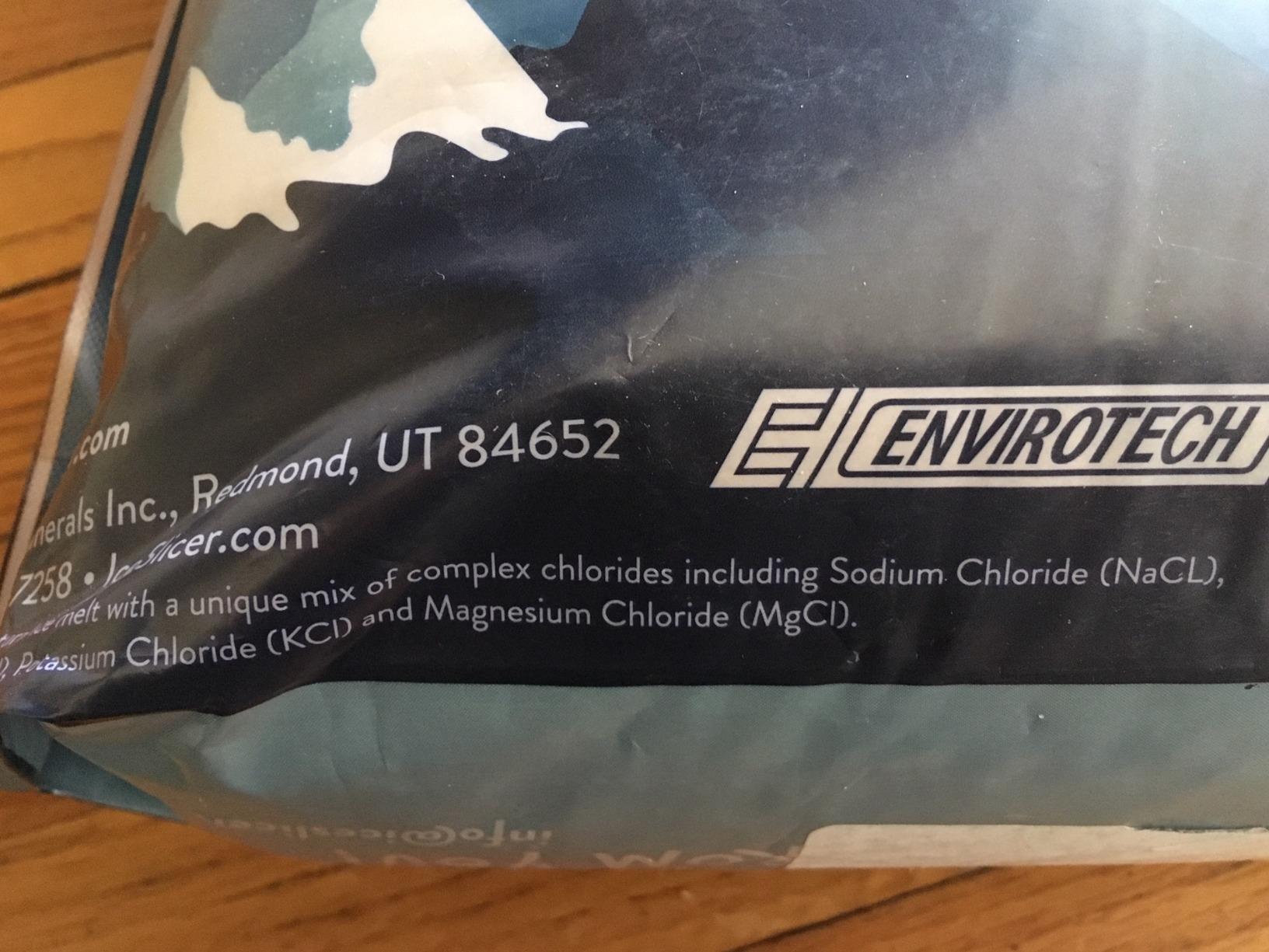 REDMOND Ice Slicer - Ice Melt Salt, Kid & Pet Safe Deicer, All-Natural Granular Ice Melt (25 LB) Customer Review REDMOND Ice Slicer - Ice Melt Salt, Kid & Pet Safe Deicer, All-Natural Granular Ice Melt (25 LB) - Customer Photo 2