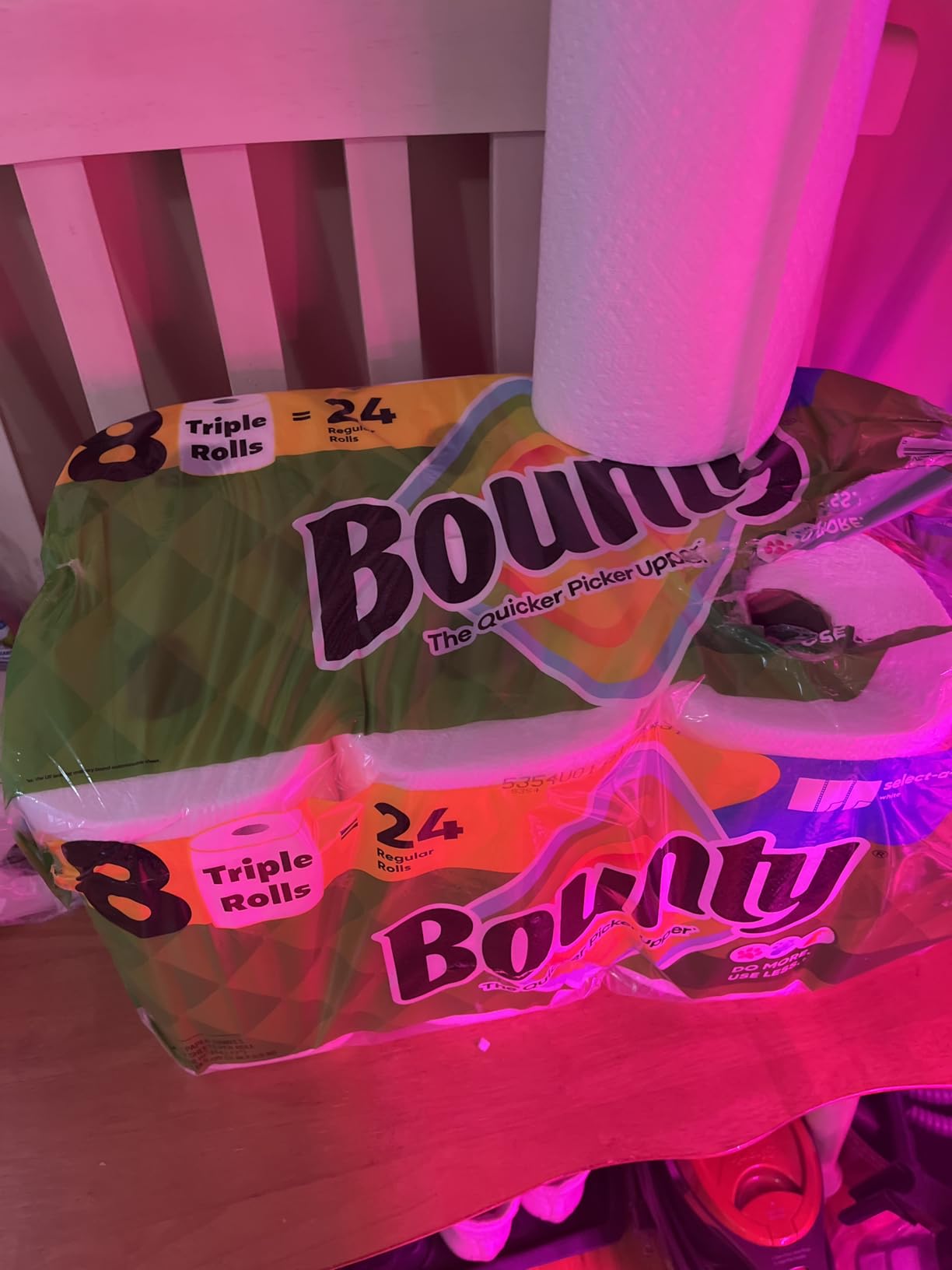 Bounty Quick Size Paper Towels, White, 8 Family Rolls Customer Review Bounty Quick Size Paper Towels, White, 8 Family Rolls - Customer Photo 1