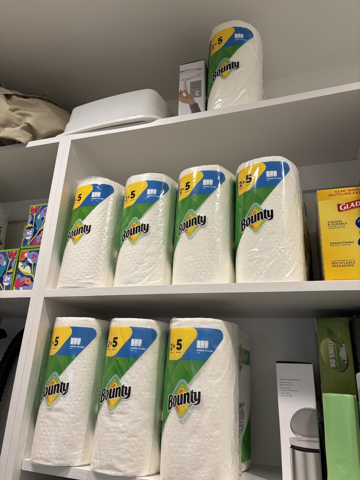 Bounty Quick Size Paper Towels, White, 8 Family Rolls Customer Review Bounty Quick Size Paper Towels, White, 8 Family Rolls - Customer Photo 2