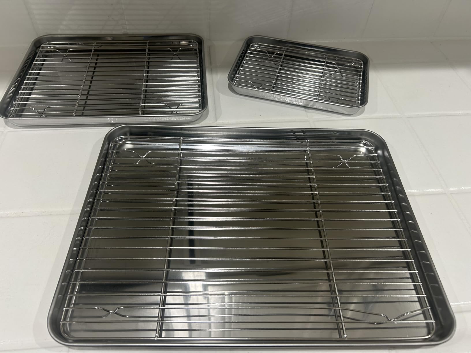 Wildone Baking Sheet with Rack Set (3 Pans + 3 Racks), Stainless Steel Baking Pan Cookie Sheet with Cooling Rack, Non Toxic & Heavy Duty & Easy Clean - Customer Photo 1