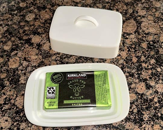 Sweese Large Butter Dish with Lid for Countertop, Porcelain 8oz Butter Keeper with Handle Cover Design, 7.7 Inch Butter Container Perfect for East/West Coast Butter, White - Customer Photo 5