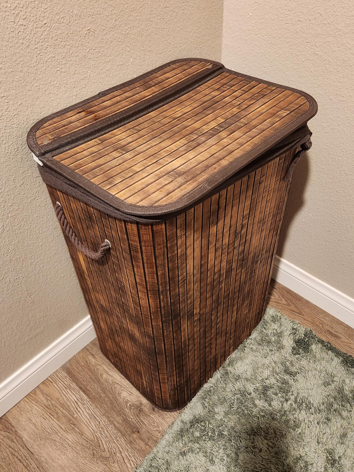 SONGMICS Laundry Hamper with Lid, Bamboo Laundry Basket with Liner Bag, Foldable Storage Hamper with Handles in Bedroom Closet Laundry, 72L, Rustic Brown ULCB10WN - Customer Photo 1