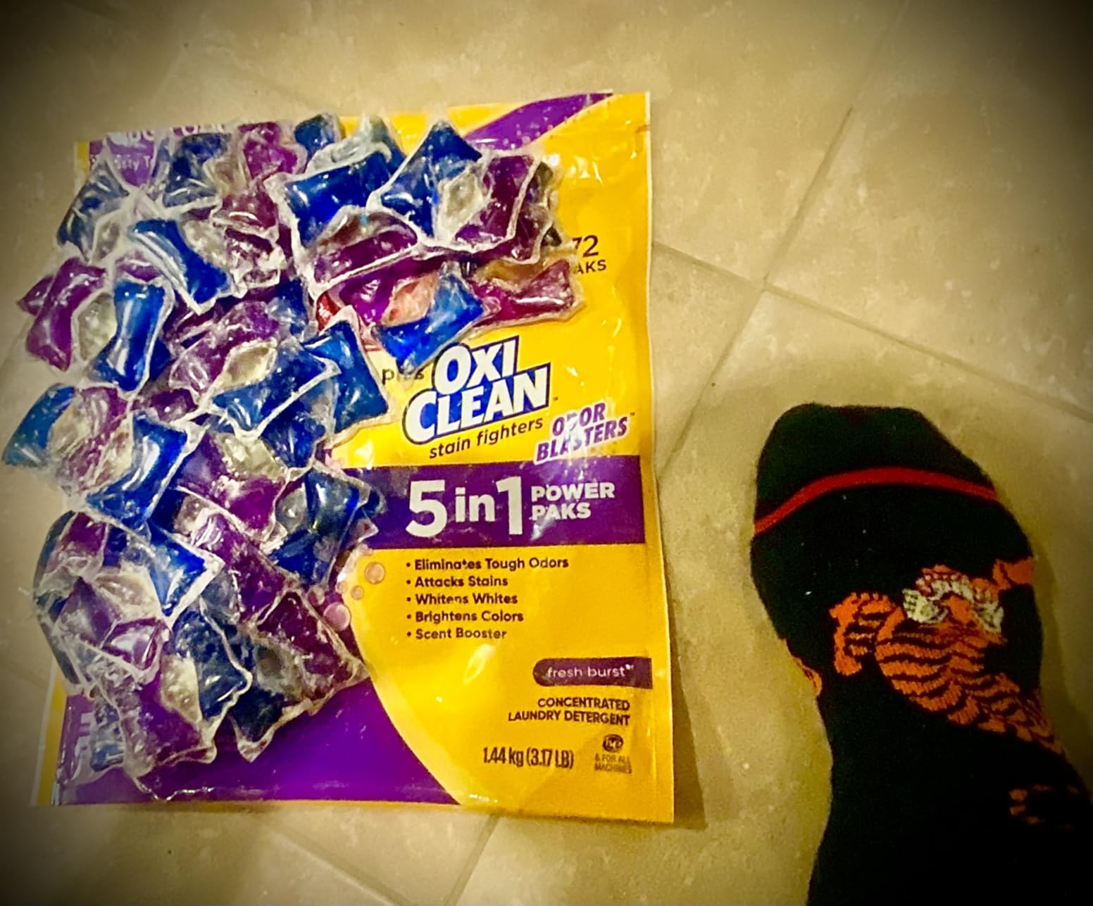 Arm & Hammer Plus OxiClean With Odor Blasters Laundry Detergent 5-IN-1 Power Paks, 42CT - Customer Photo 2
