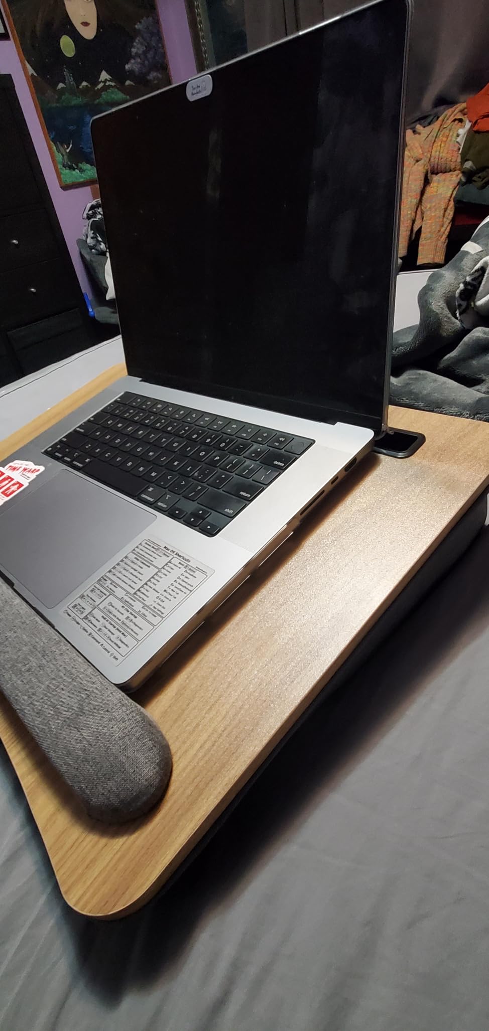 HUANUO Portable Lap Laptop Desk with Pillow Cushion, Fits up to 15.6 inch Laptop, with Anti-Slip Strip & Storage Function for Home Office Students - Customer Photo 1