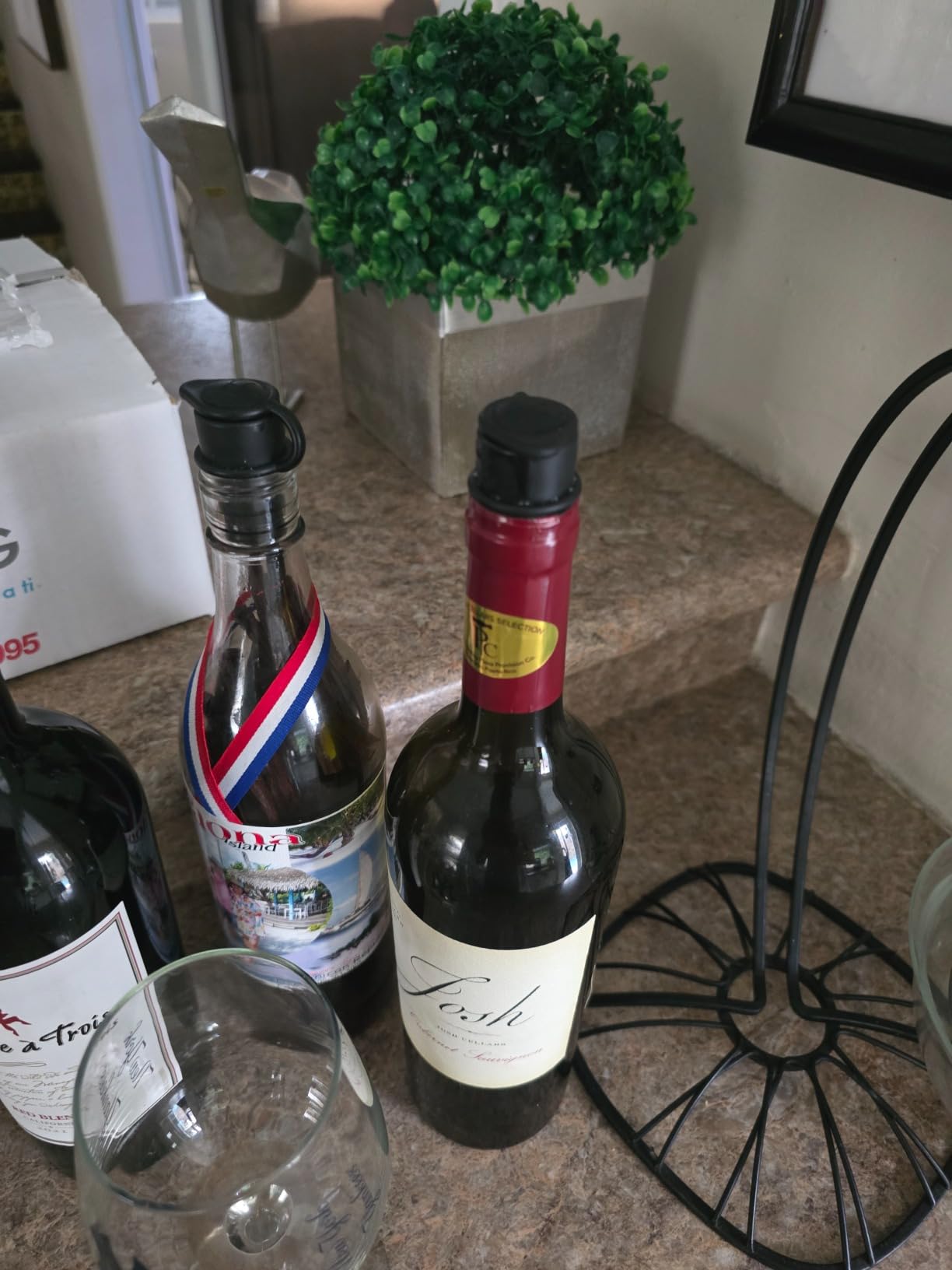 Haley's Corker 5-in-1 Wine Aerator, Stopper, Pourer, Filter and Re-Corker, 2 Pack - Customer Photo 1