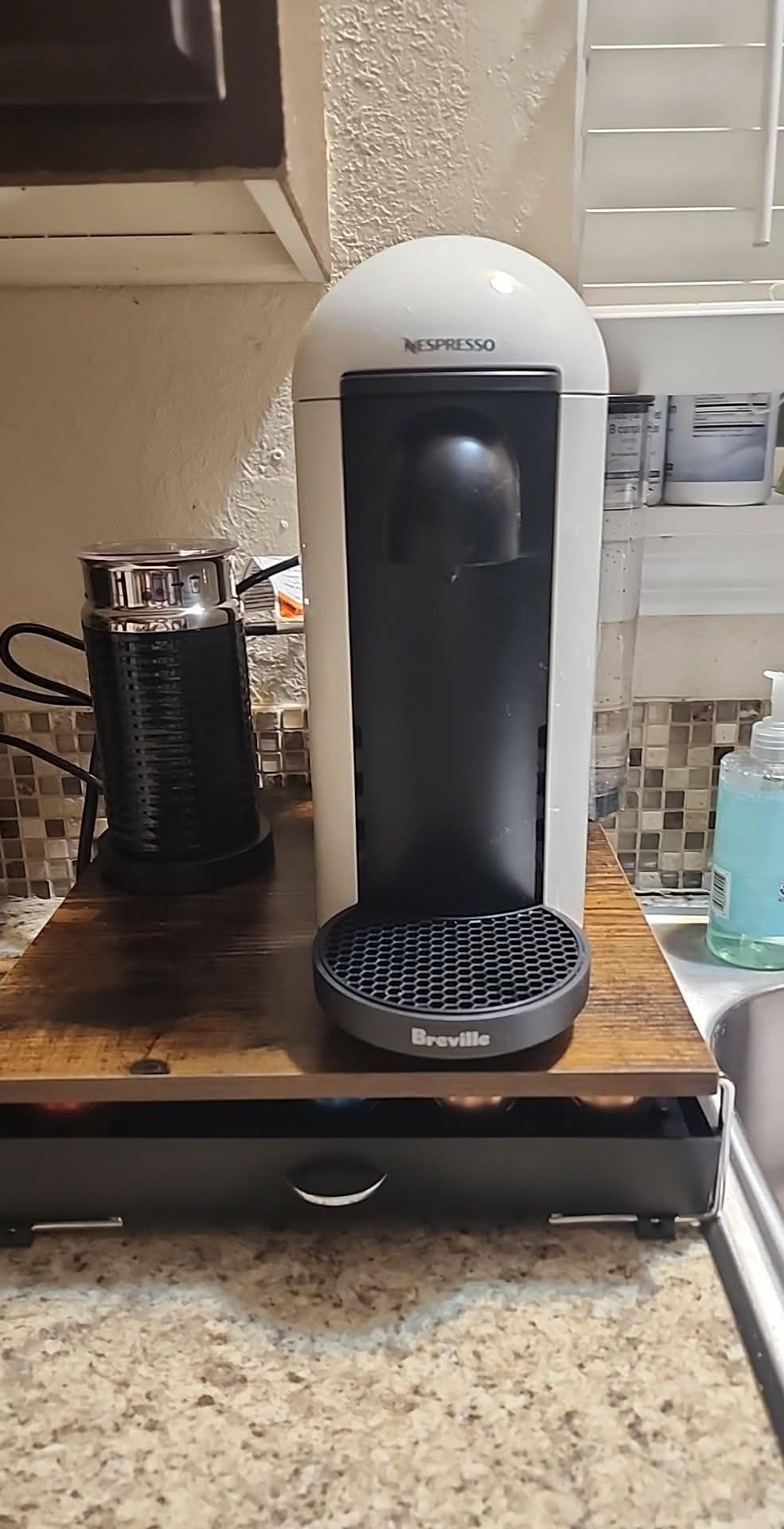Nespresso Vertuo Plus Coffee and Espresso Maker by Breville, Ink Black with Aeroccino Milk Frother Customer Review Nespresso Vertuo Plus Coffee and Espresso Maker by Breville, Ink Black with Aeroccino Milk Frother - Customer Photo 4