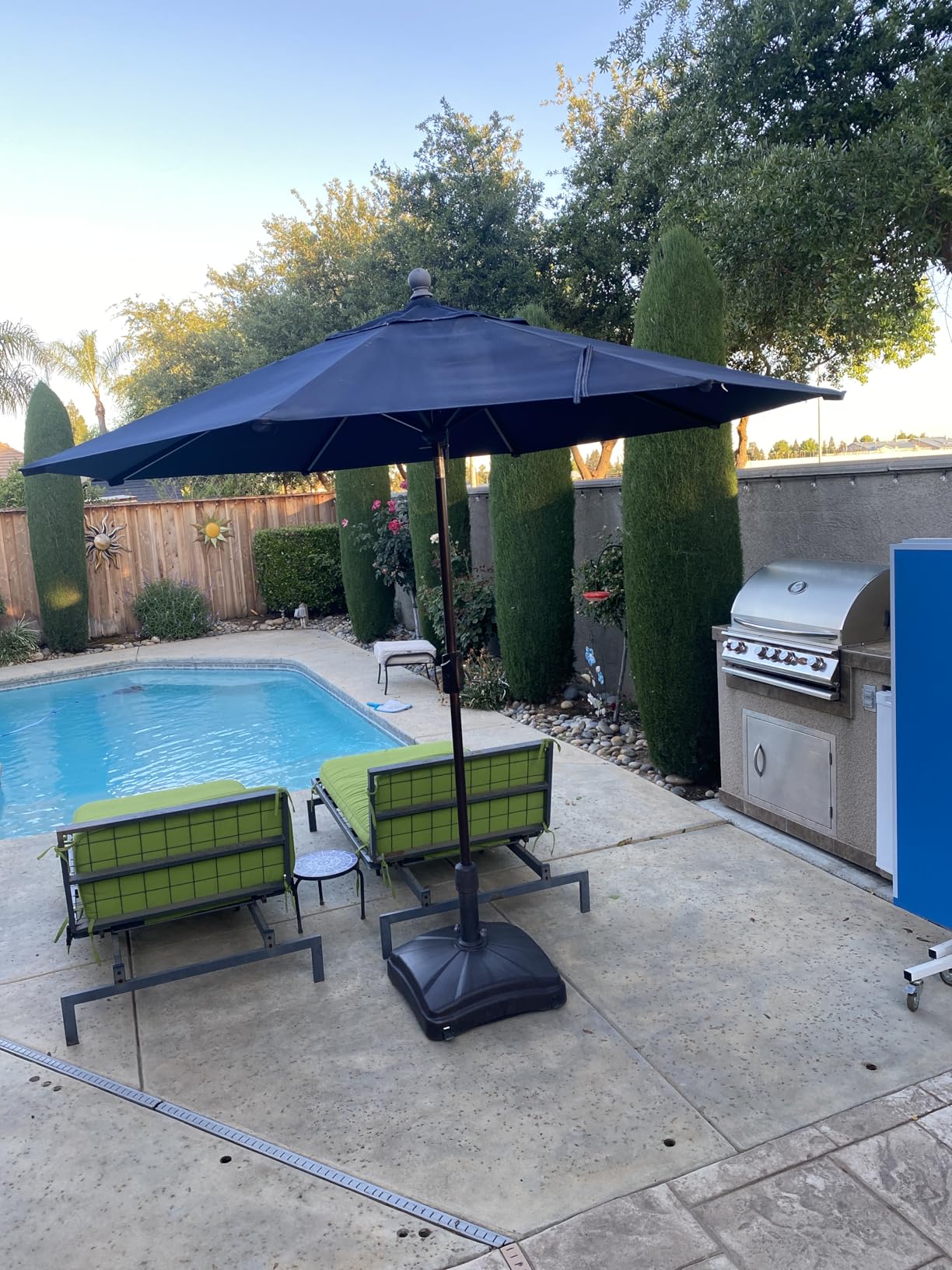 EliteShade USA 10-Year-Non-Fading 9Ft Market Umbrella Patio Umbrella Outdoor Table Umbrella with Ventilation, Heather Beige Customer Review EliteShade USA 10-Year-Non-Fading 9Ft Market Umbrella Patio Umbrella Outdoor Table Umbrella with Ventilation, Heather Beige - Customer Photo 1