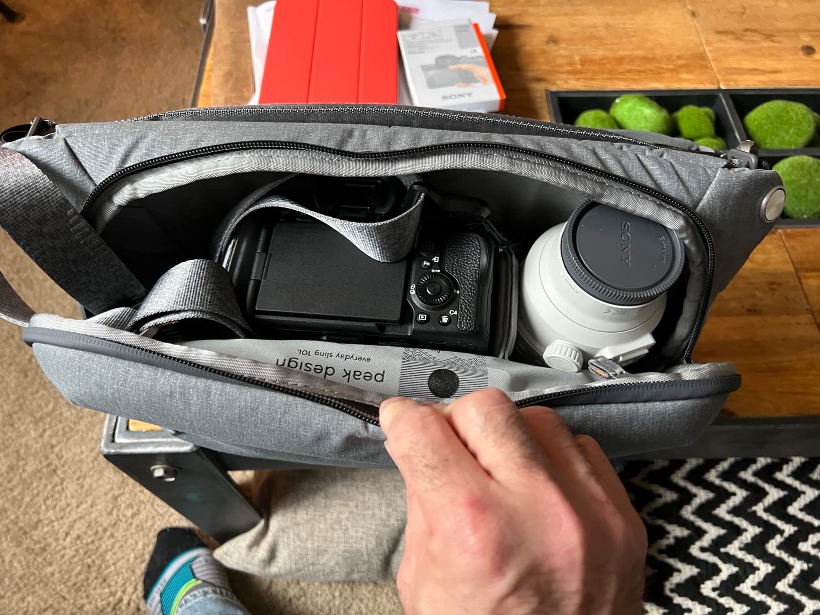 Peak Design Everyday Sling 10L Customer Review Peak Design Everyday Sling 10L - Customer Photo 4