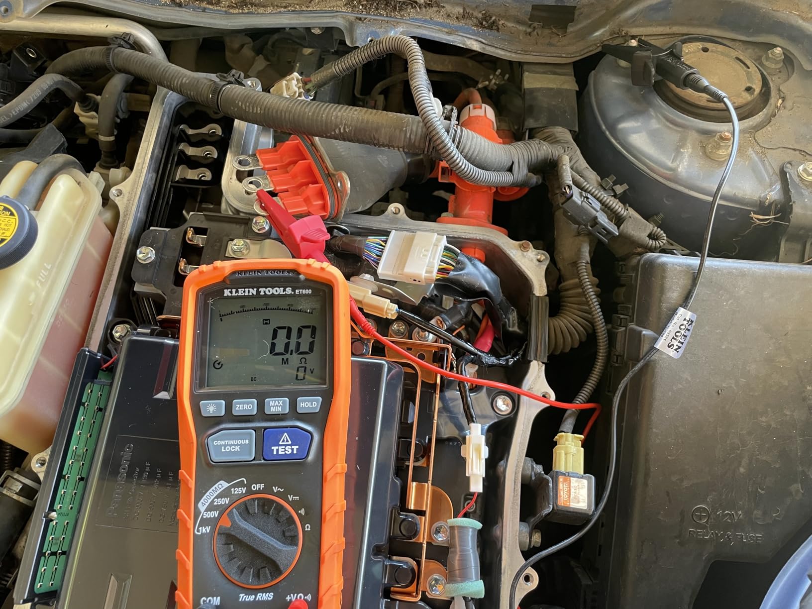 Klein Tools ET600 Multimeter, Megohmmeter Insulation Tester, 4000 Ohms Resistance, 125V/250V/500V/1000V, Auto-Ranging TRMS Multimeter Customer Review Klein Tools ET600 Multimeter, Megohmmeter Insulation Tester, 4000 Ohms Resistance, 125V/250V/500V/1000V, Auto-Ranging TRMS Multimeter - Customer Photo 2
