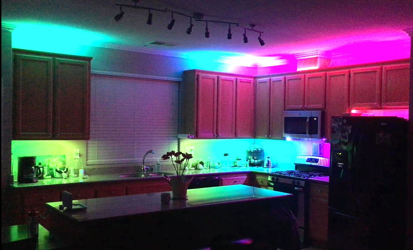 Govee 32.8ft LED Strip Lights RGBIC App Control, Smart LED Strips with Segmented Color Control Intelligent Color Picking, Music Sync LED Lights for Bedroom, Kitchen, Party, Home Decor (2x16.4ft) - Customer Photo 1