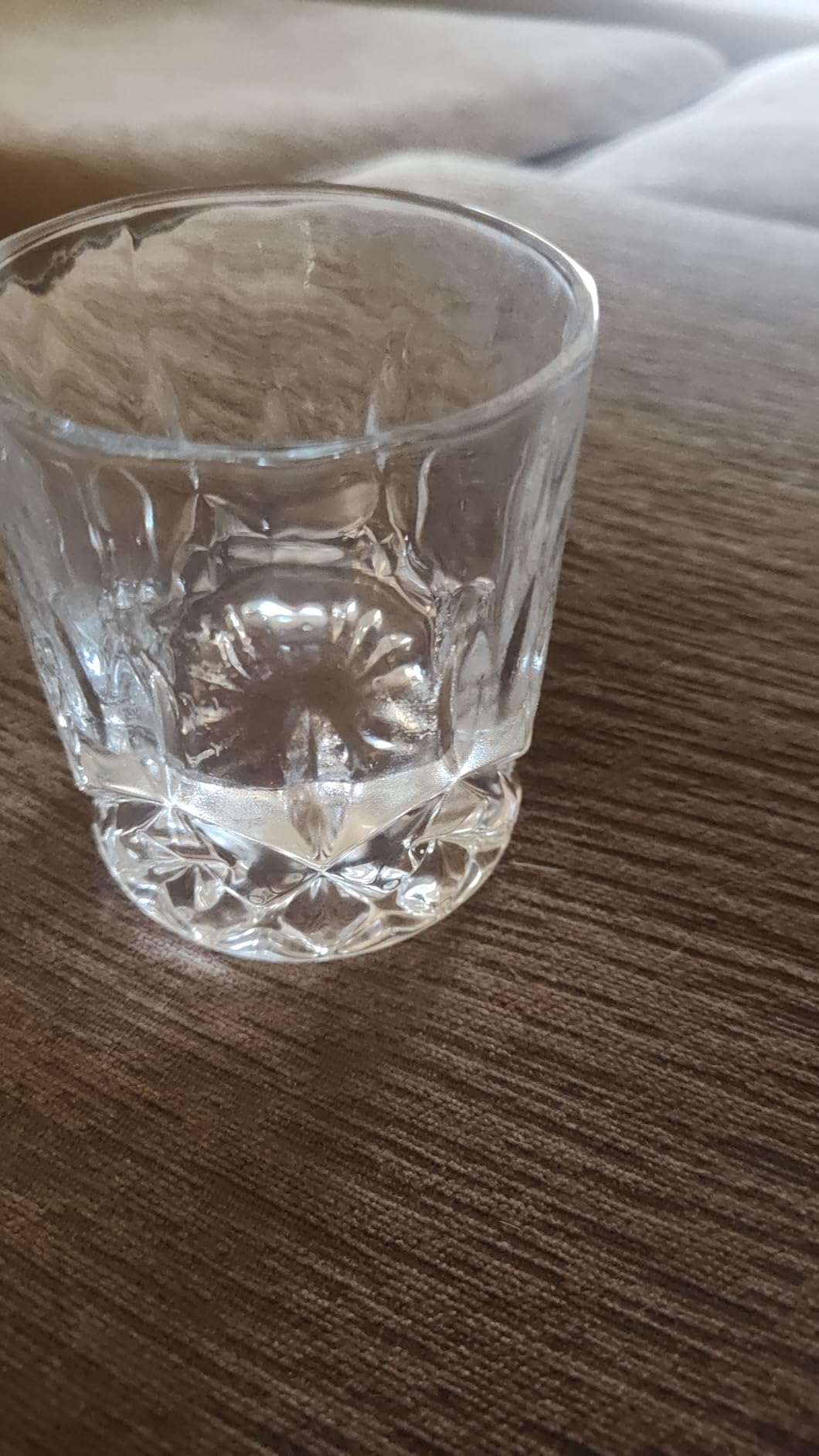KANARS Whiskey Glasses Set of 6 with Elegant Gift Box,10 Oz Premium Old Fashioned Crystal Glass Tumbler Customer Review KANARS Whiskey Glasses Set of 6 with Elegant Gift Box,10 Oz Premium Old Fashioned Crystal Glass Tumbler - Customer Photo 1