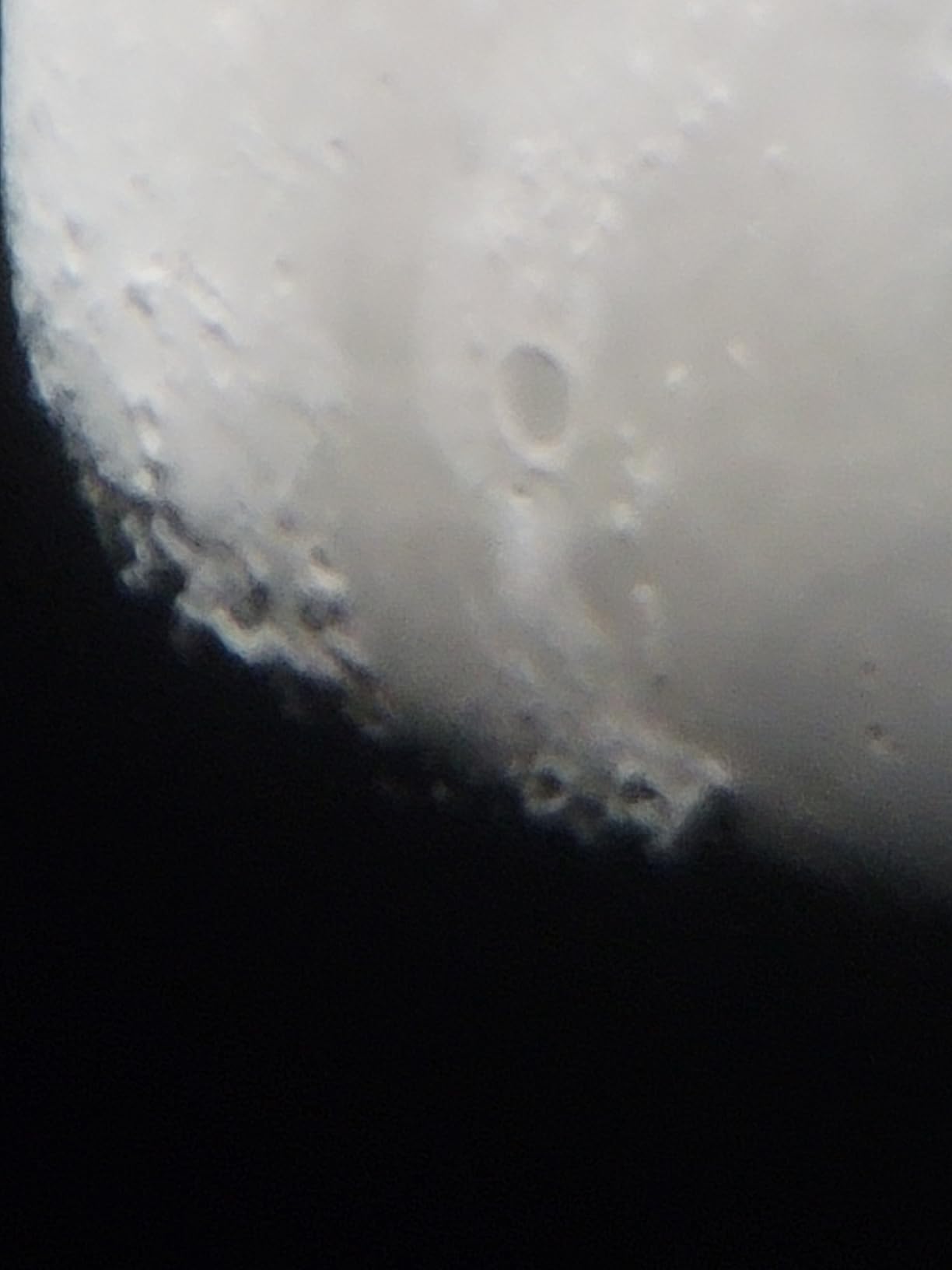 Celestron StarSense Explorer LT 114AZ App-Enabled Telescope - 114mm Newtonian Reflector with Smartphone Dock & StarSense App - iPhone & Android Compatible - Easy-to-Use for Beginners customer photo 2