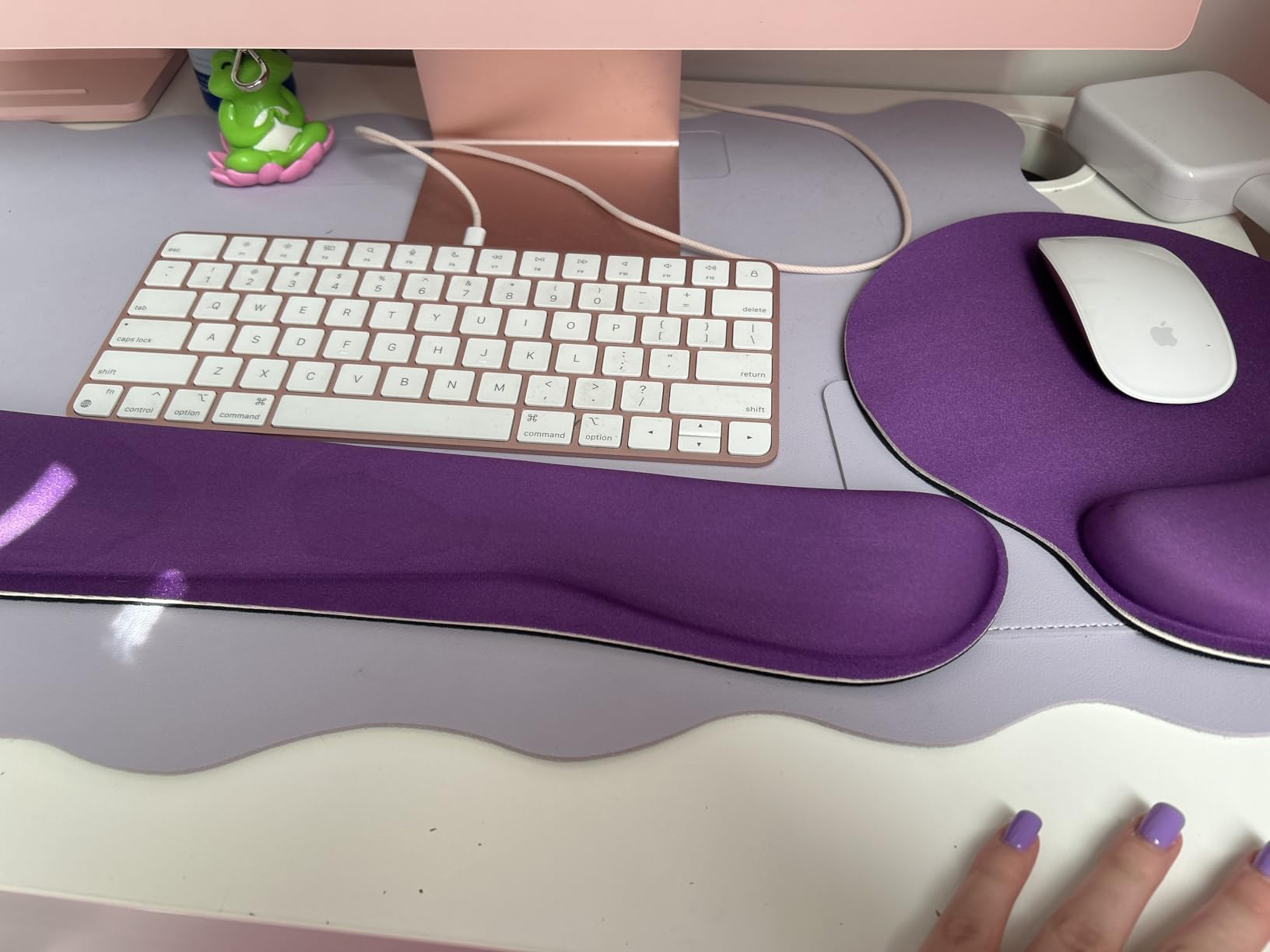 KTRIO Ergonomic Keyboard Wrist Rest & Mouse Pad with Wrist Rest, Black | Memory Foam Wrist Support, Ergonomic Design, Non-Slip Base, Office and Home Use customer photo 1