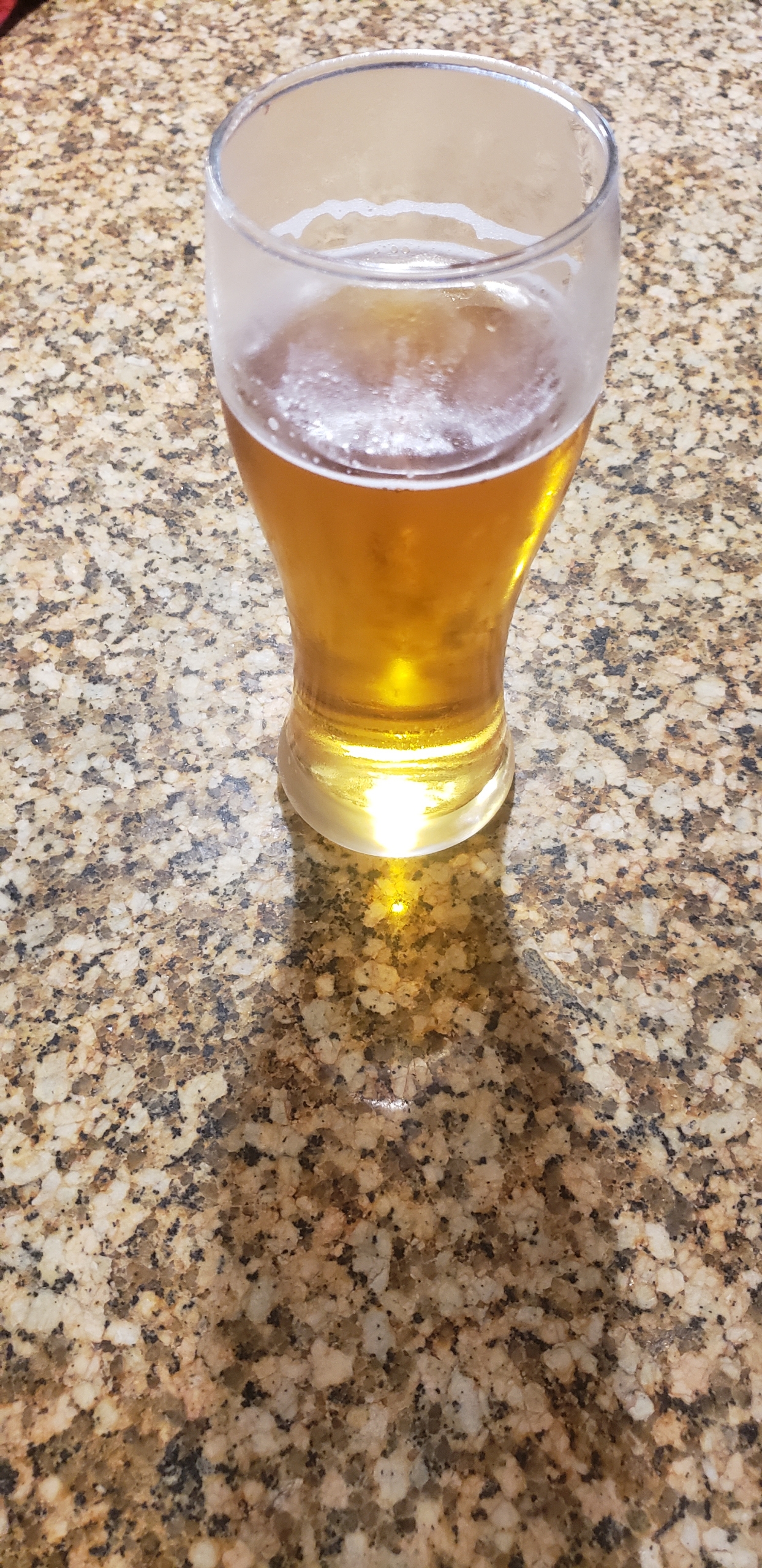 JoyJolt Callen 15.5oz Beer Glasses Set of 4 Beer Pint Glass. Craft Beer Glass, Pilsner Glasses, IPA Beer Glass. Solid Glassware Beer Cup. Classic Beer Gifts, Beer Cups, Mugs and Beer Glasses for Men Customer Review JoyJolt Callen 15.5oz Beer Glasses Set of 4 Beer Pint Glass. Craft Beer Glass, Pilsner Glasses, IPA Beer Glass. Solid Glassware Beer Cup. Classic Beer Gifts, Beer Cups, Mugs and Beer Glasses for Men - Customer Photo 4