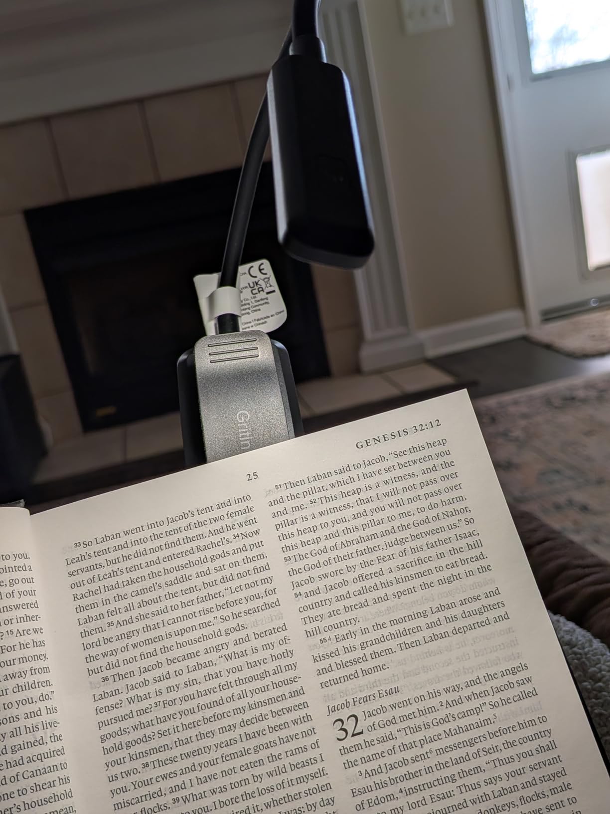Gritin 9 LED Rechargeable Book Light for Reading in Bed - Eye Caring 3 Color Temperatures,Stepless Dimming Brightness,80 Hrs Runtime Small Lightweight Clip On Book Reading Light for Studying - Customer Photo 2