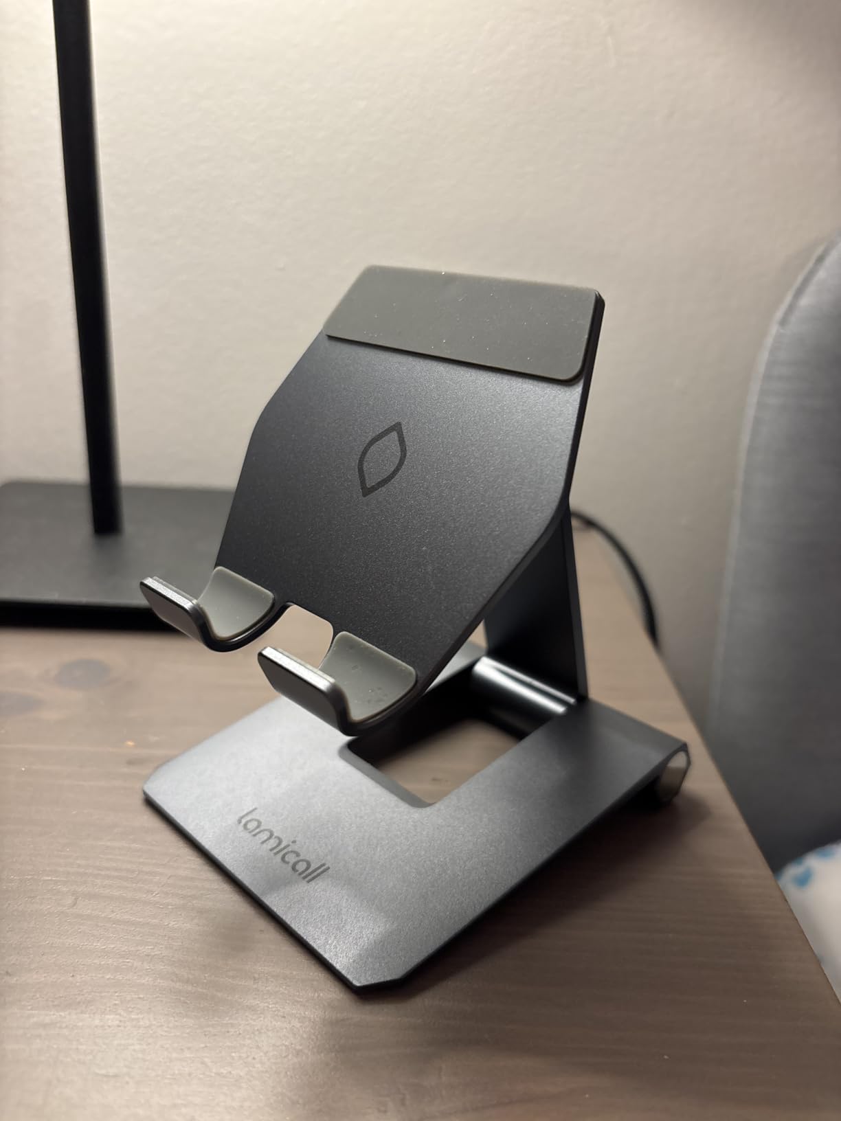 Lamicall Aluminum Metal Adjustable Cell Phone Stand Desk - Heavy Duty Metal Foldable Desktop Phone Holder, Cradle, Dock, for iPhone 16 15 14, Plus, Pro, Pro Max, 13 12 X XS,4-11'' Phone Sliver - Customer Photo 1