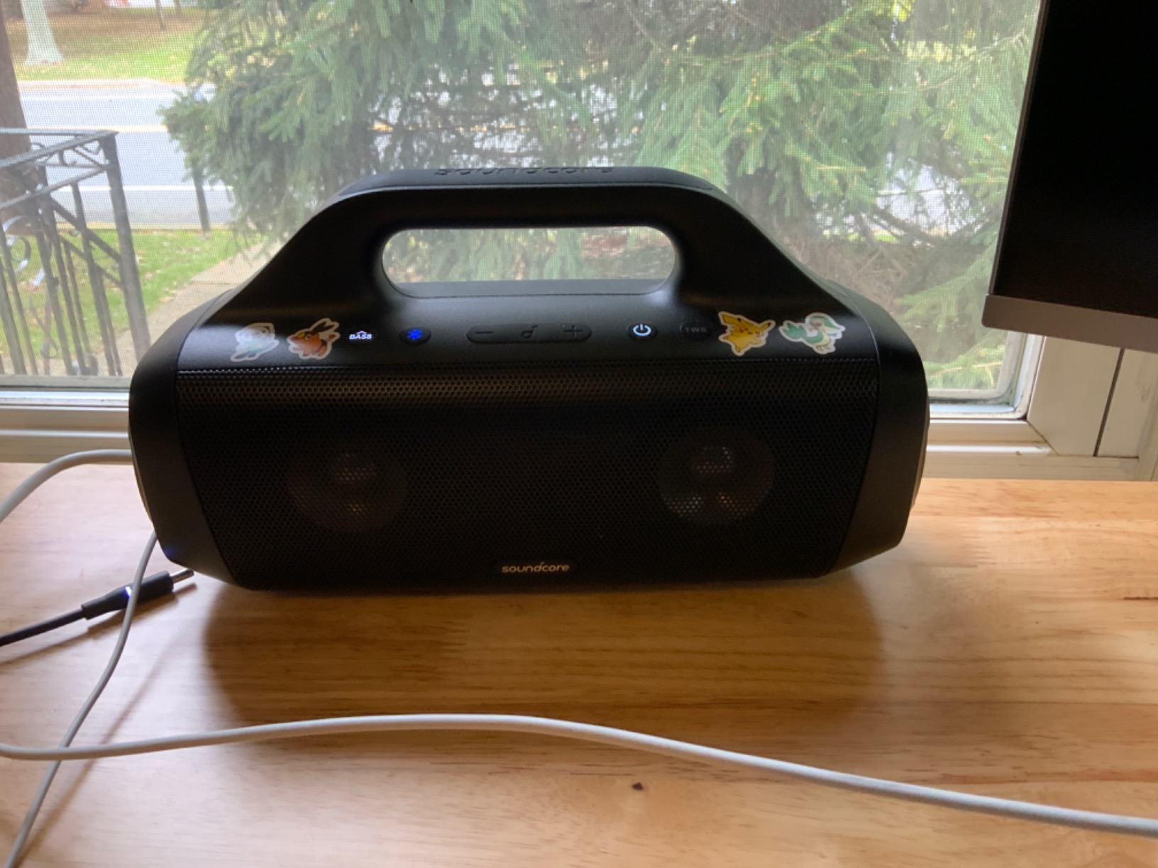 Soundcore Anker Motion Boom Waterproof Bluetooth Speaker with Titanium Drivers, BassUp Technology, IPX7, 24H Playtime, App, Built-in Handle, Outdoor Speaker for Camping, Pool, Beach, Backyard Customer Review Soundcore Anker Motion Boom Waterproof Bluetooth Speaker with Titanium Drivers, BassUp Technology, IPX7, 24H Playtime, App, Built-in Handle, Outdoor Speaker for Camping, Pool, Beach, Backyard - Customer Photo 2