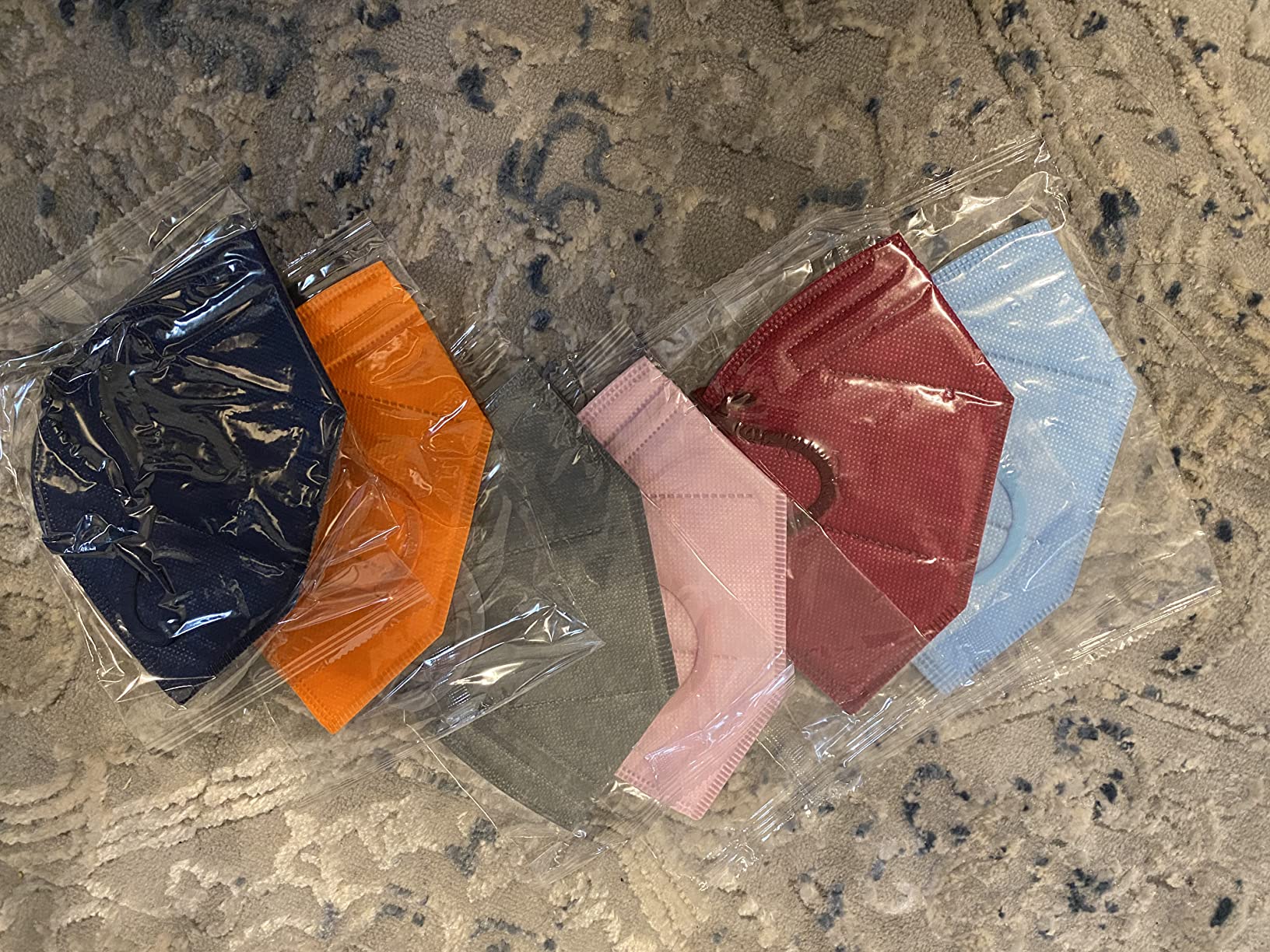 HUHETA KN95 Face Mask 60 Pack, 5-Ply Breathable & Comfortable Safety Mask, Filter Efficiency≥95%-Individually Wrapped Customer Review HUHETA KN95 Face Mask 60 Pack, 5-Ply Breathable & Comfortable Safety Mask, Filter Efficiency≥95%-Individually Wrapped - Customer Photo 2