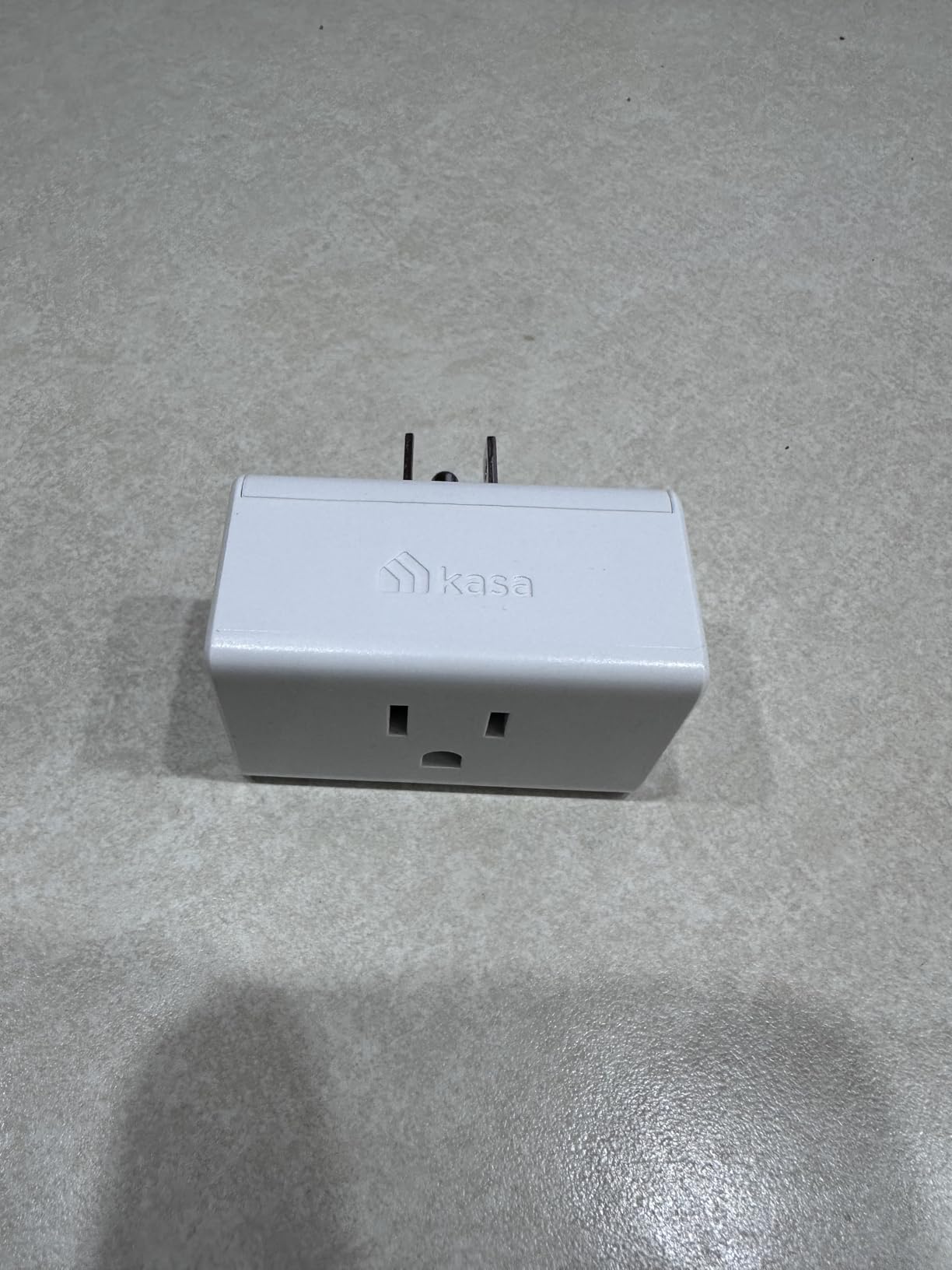 Kasa Smart Plug Ultra Mini 15A, Smart Home Wi-Fi Outlet Works with Alexa, Google Home & IFTTT, No Hub Required, UL Certified, 2.4G WiFi Only, 2 Count (Pack of 1)(EP10P2) , White - Customer Photo 1