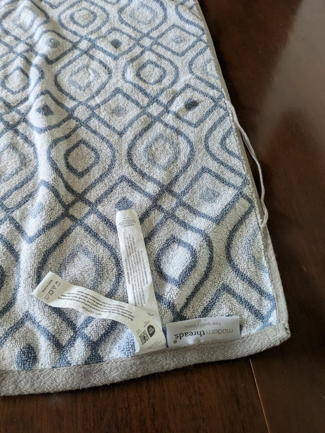 Modern Threads Ophelia 6-Piece 100% Cotton Towel Set – Reversible Yarn Dyed Jacquard & Solid – Includes 2 Bath Towels, 2 Hand Towels, 2 Washcloths – Absorbent, Quick Dry, Soft & Durable – Blue Customer Review Modern Threads Ophelia 6-Piece 100% Cotton Towel Set – Reversible Yarn Dyed Jacquard & Solid – Includes 2 Bath Towels, 2 Hand Towels, 2 Washcloths – Absorbent, Quick Dry, Soft & Durable – Blue - Customer Photo 2