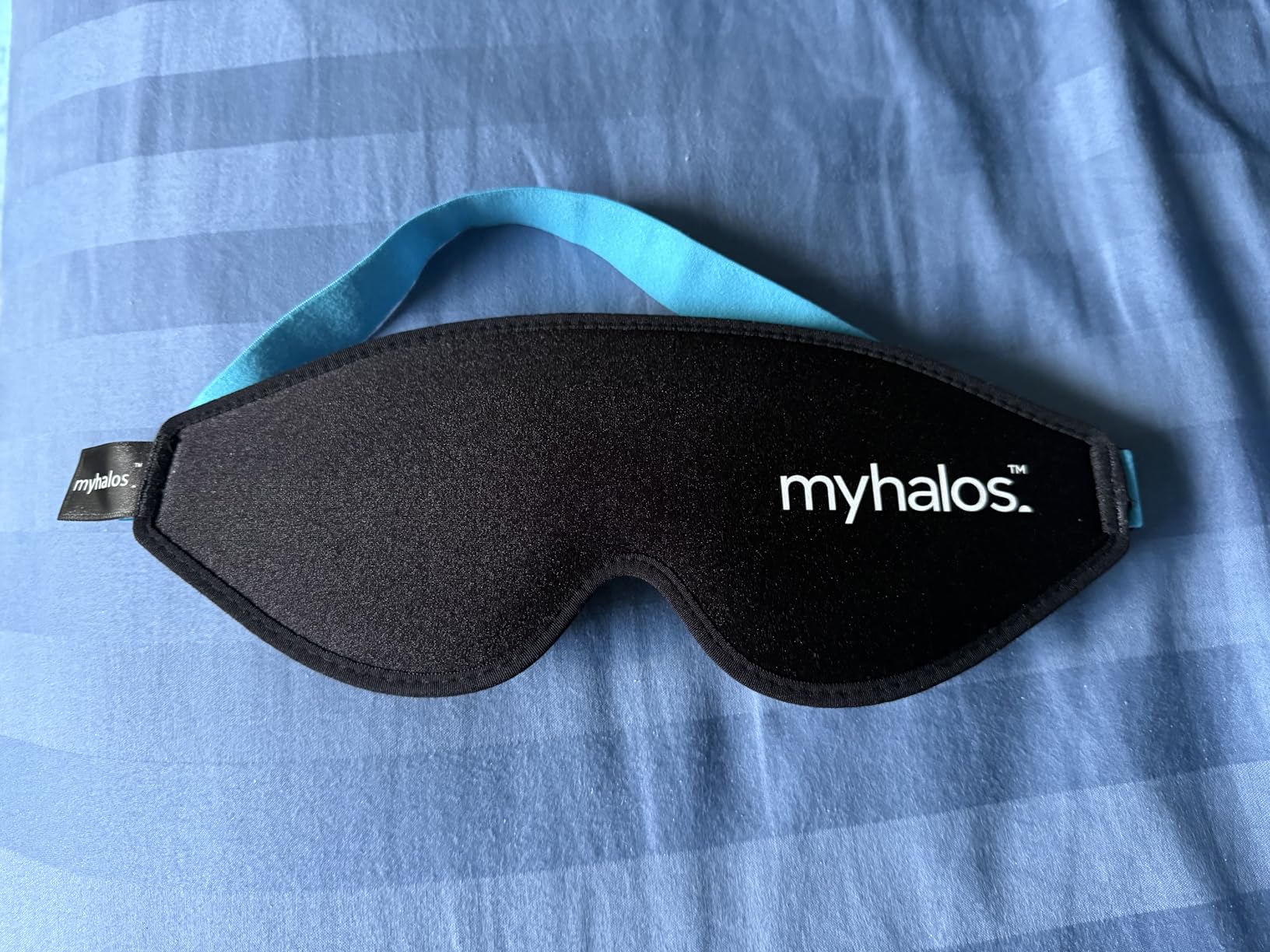 MyHalos Sleep Mask – 3D Blackout Eye Mask for Women & Men, Side Sleepers, Zero Pressure Memory Foam Eyelash Friendly, Breathable,Award-Winning Sleep Aid for Travel - Customer Photo 2