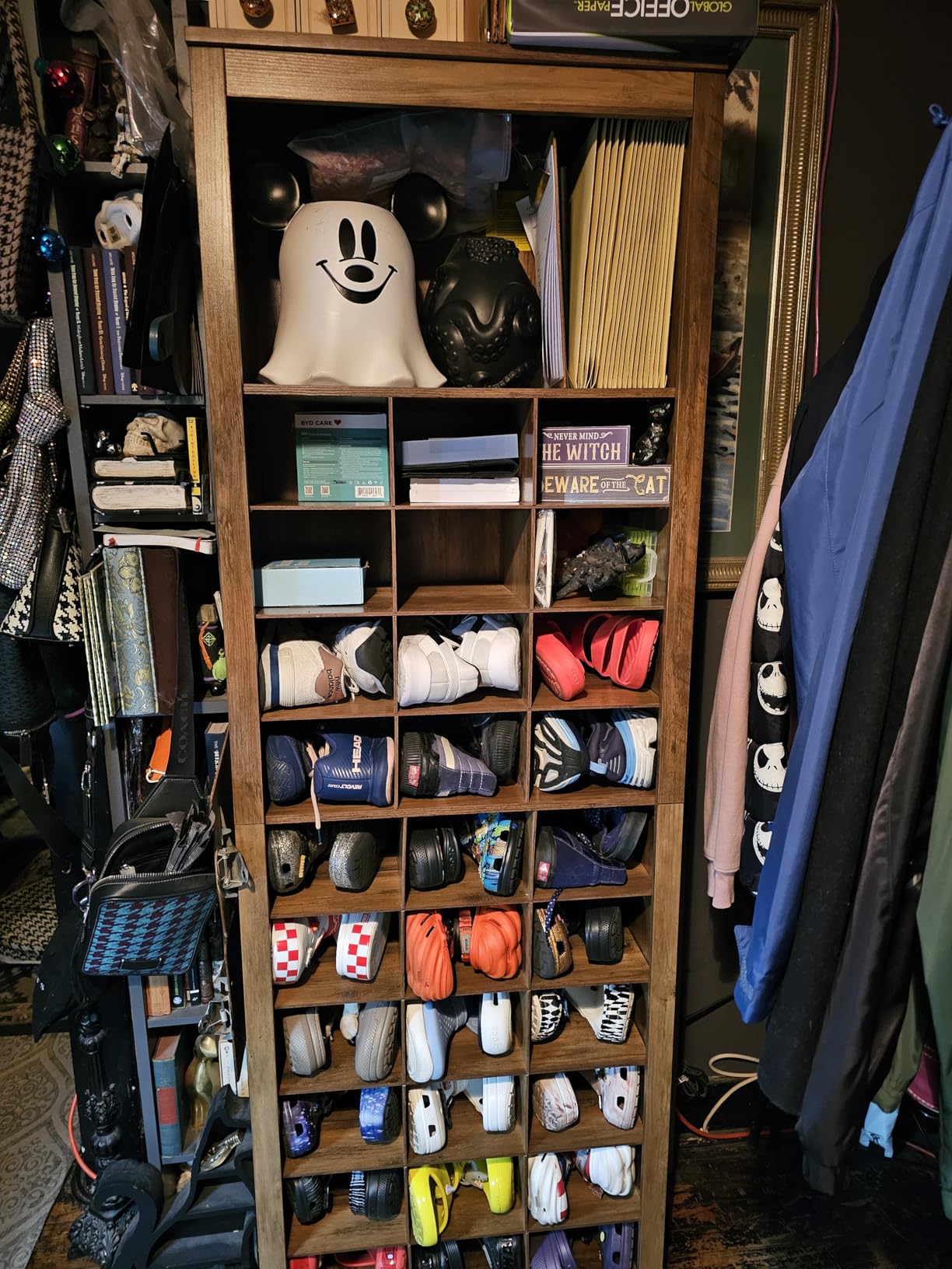 VASAGLE Shoe Storage Cabinet, 10 Tier Shoe Rack Organizer, Holds Up to 30 Pairs of Shoes, for Entryway Bedroom, 12.6 x 24.8 x 73.6 Inches, White ULBS273T14 - Customer Photo 5