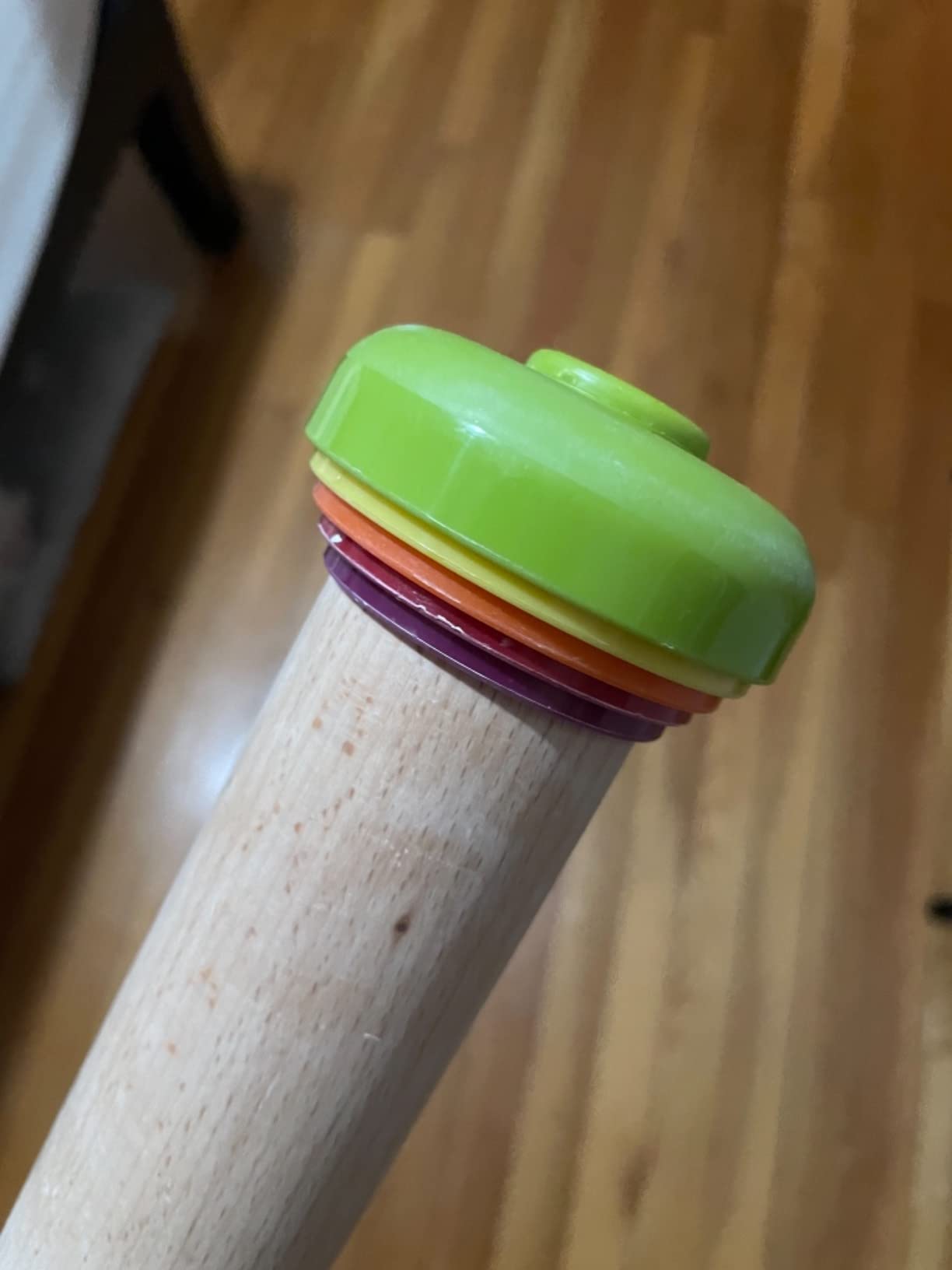 Joseph Joseph PrecisionPin - Rolling Pin with adjustable pastry thickness, Baking and dough rollers, Beech Wood, Pastel Blue - Customer Photo 2